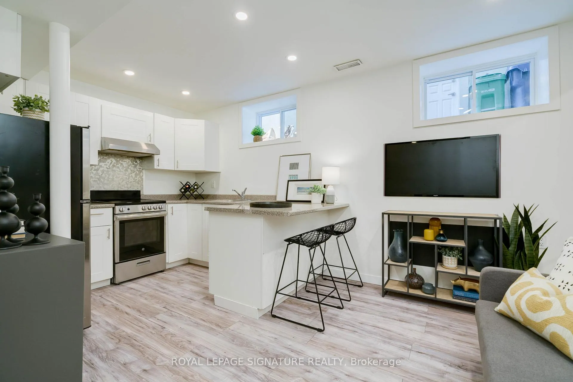 Photo 1 of Unit Lower, 27 Coleridge Avenue, Toronto, Woodbine-Lumsden — HOMEH
