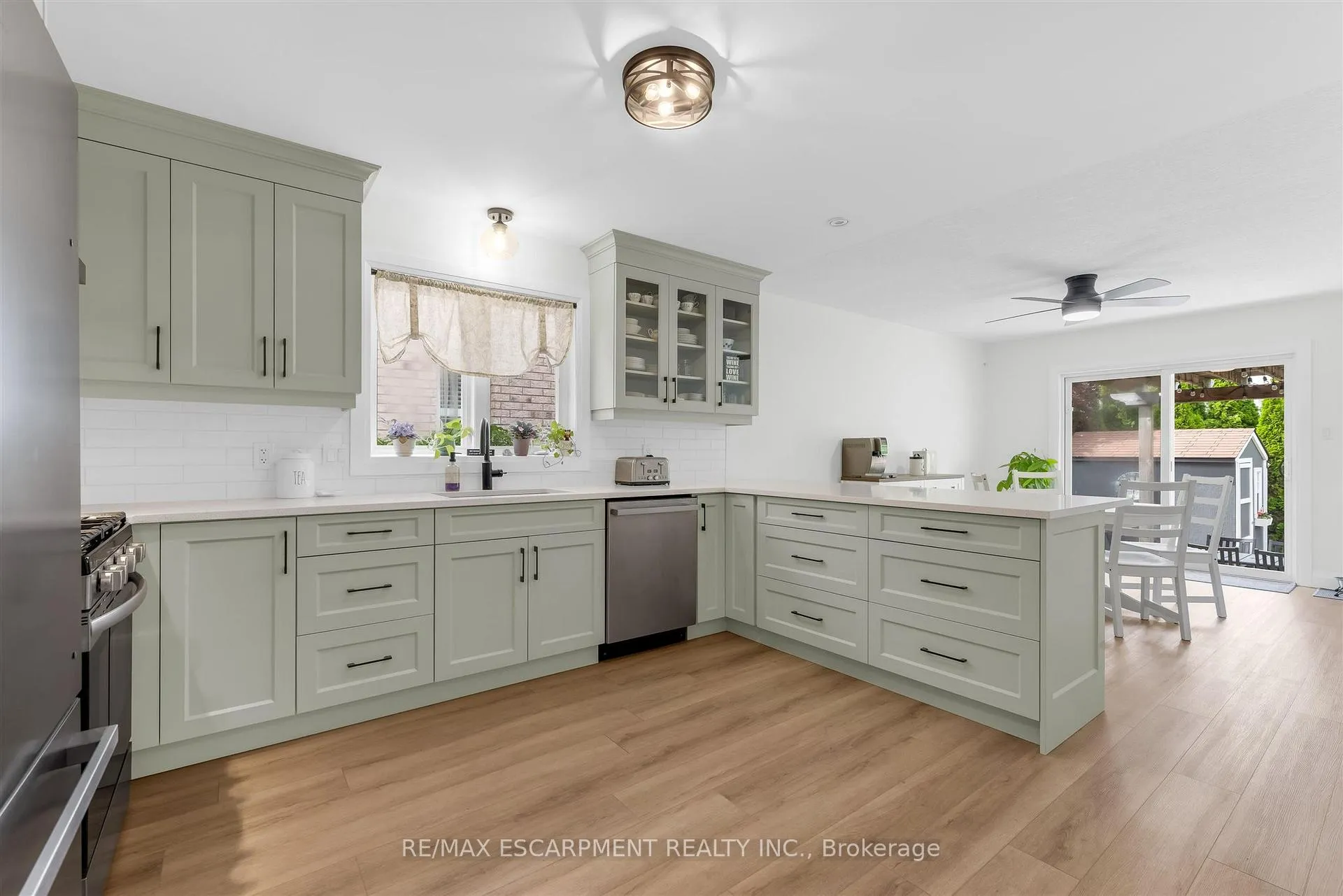 Photo 1 of 4501 Frances Crescent, Lincoln, Beamsville — HOMEH