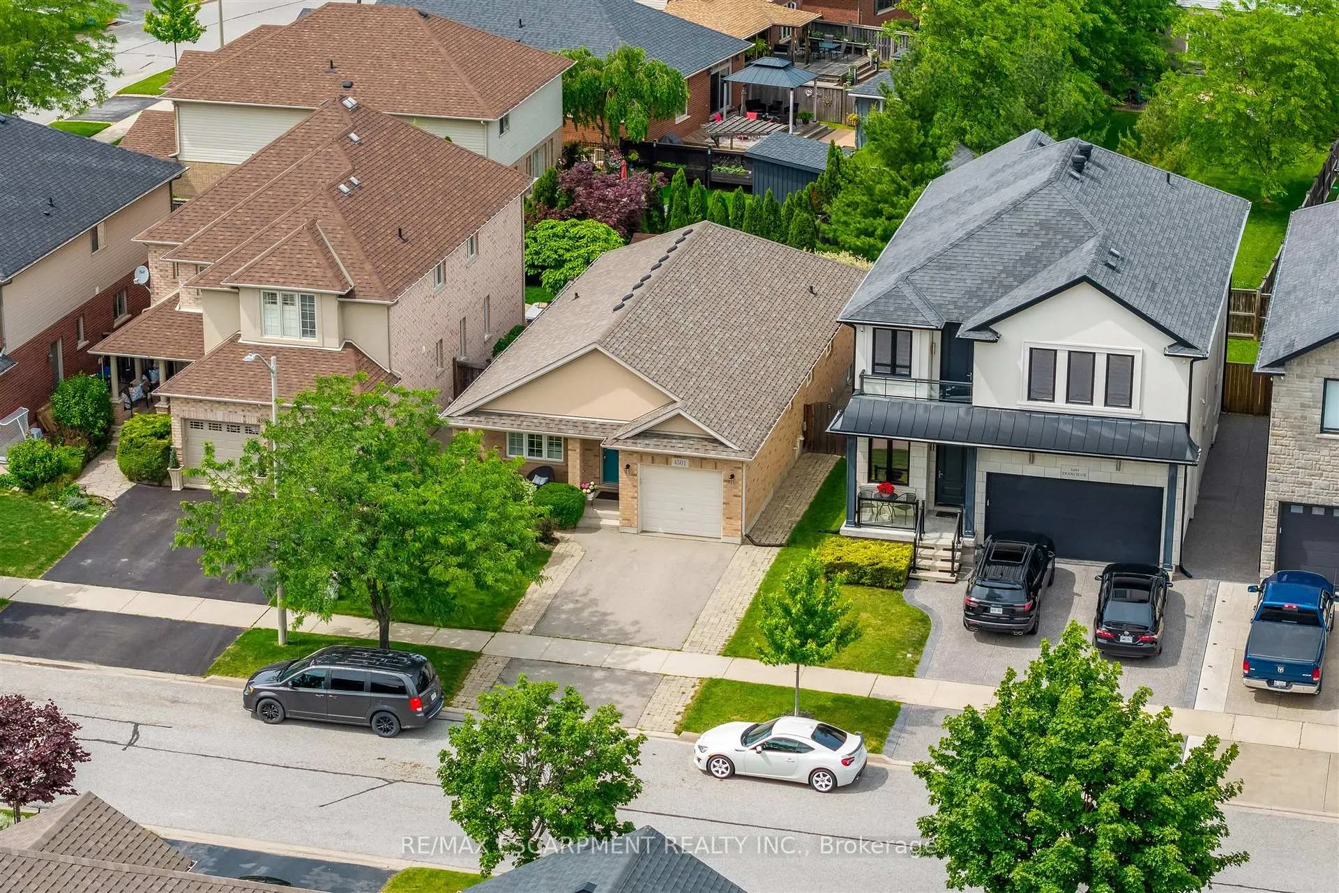 Photo 8 of 4501 Frances Crescent, Lincoln, Beamsville — HOMEH