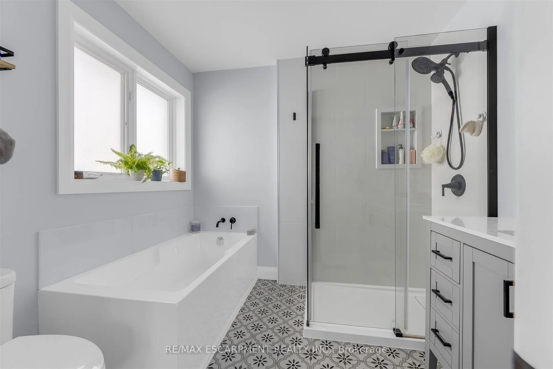 Photo 26 of 4501 Frances Crescent, Lincoln, Beamsville — HOMEH