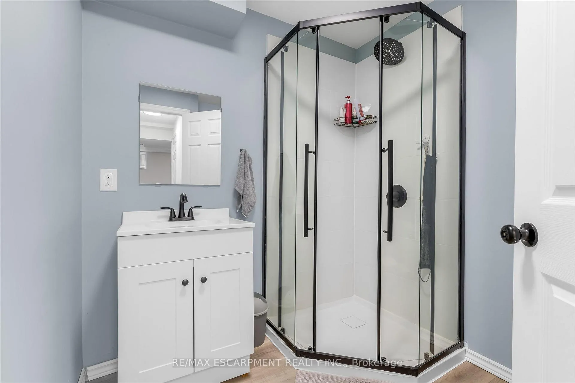 Photo 32 of 4501 Frances Crescent, Lincoln, Beamsville — HOMEH