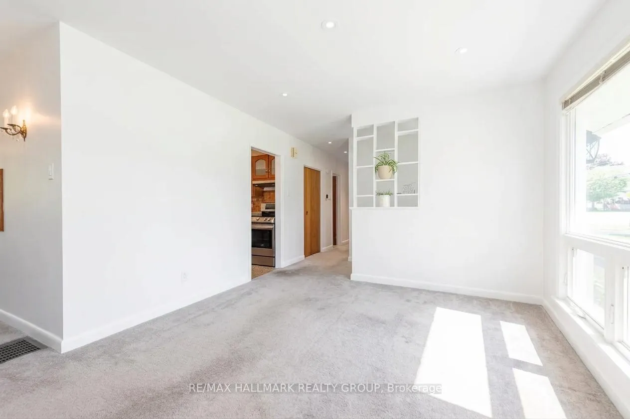 Photo 7 of 7866 Lawrence Street, Ottawa, Vernon — HOMEH