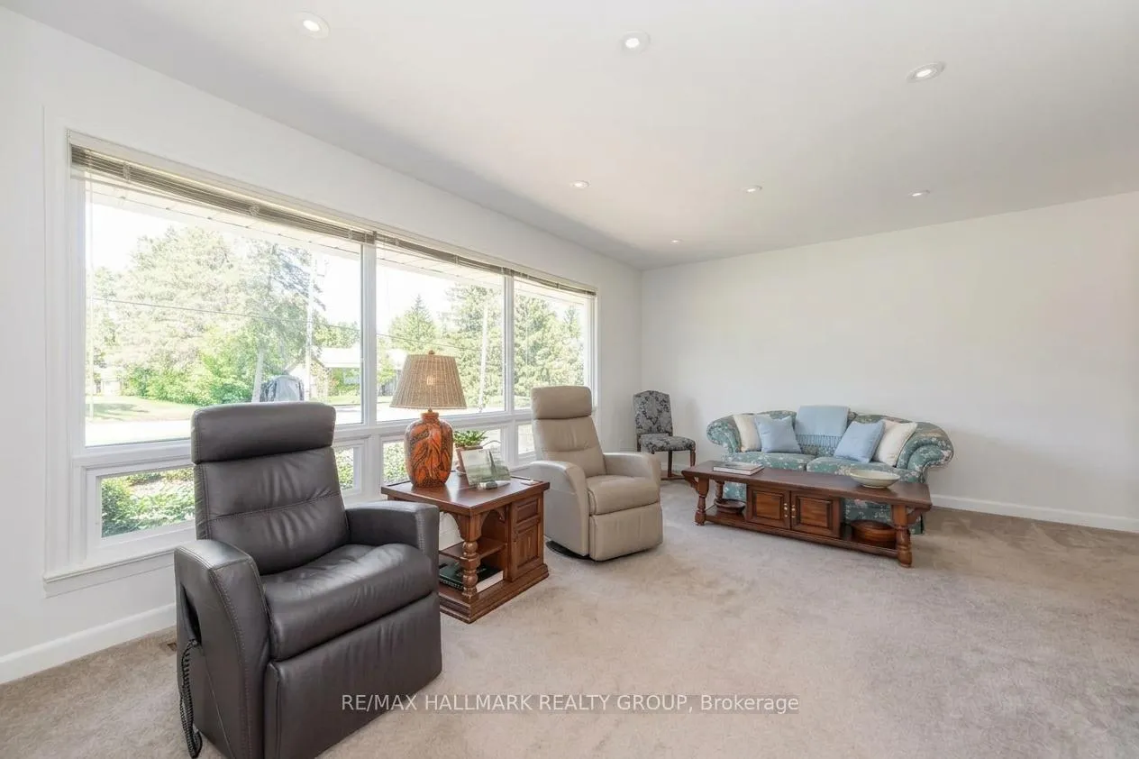 Photo 9 of 7866 Lawrence Street, Ottawa, Vernon — HOMEH