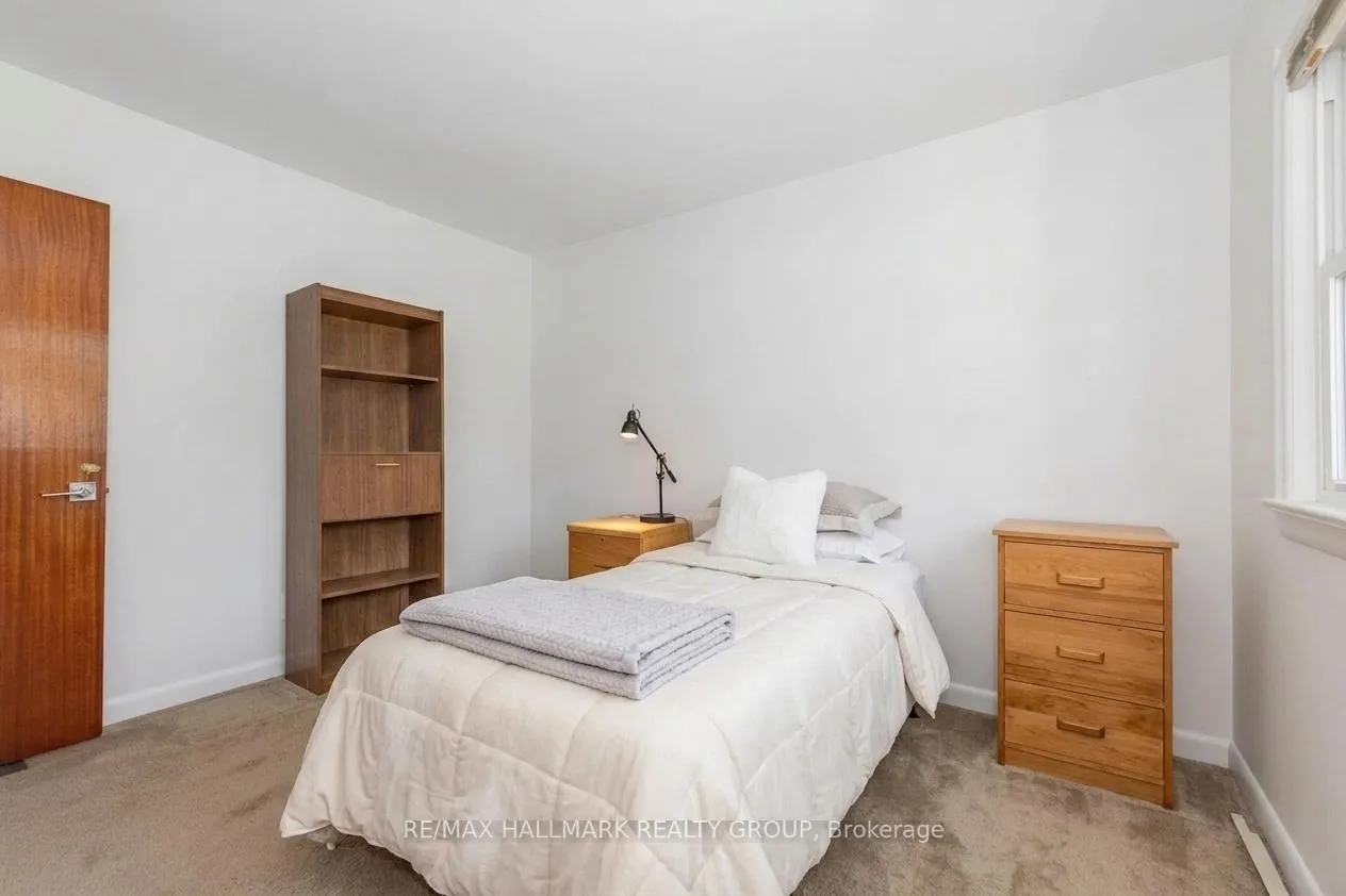Photo 18 of 7866 Lawrence Street, Ottawa, Vernon — HOMEH