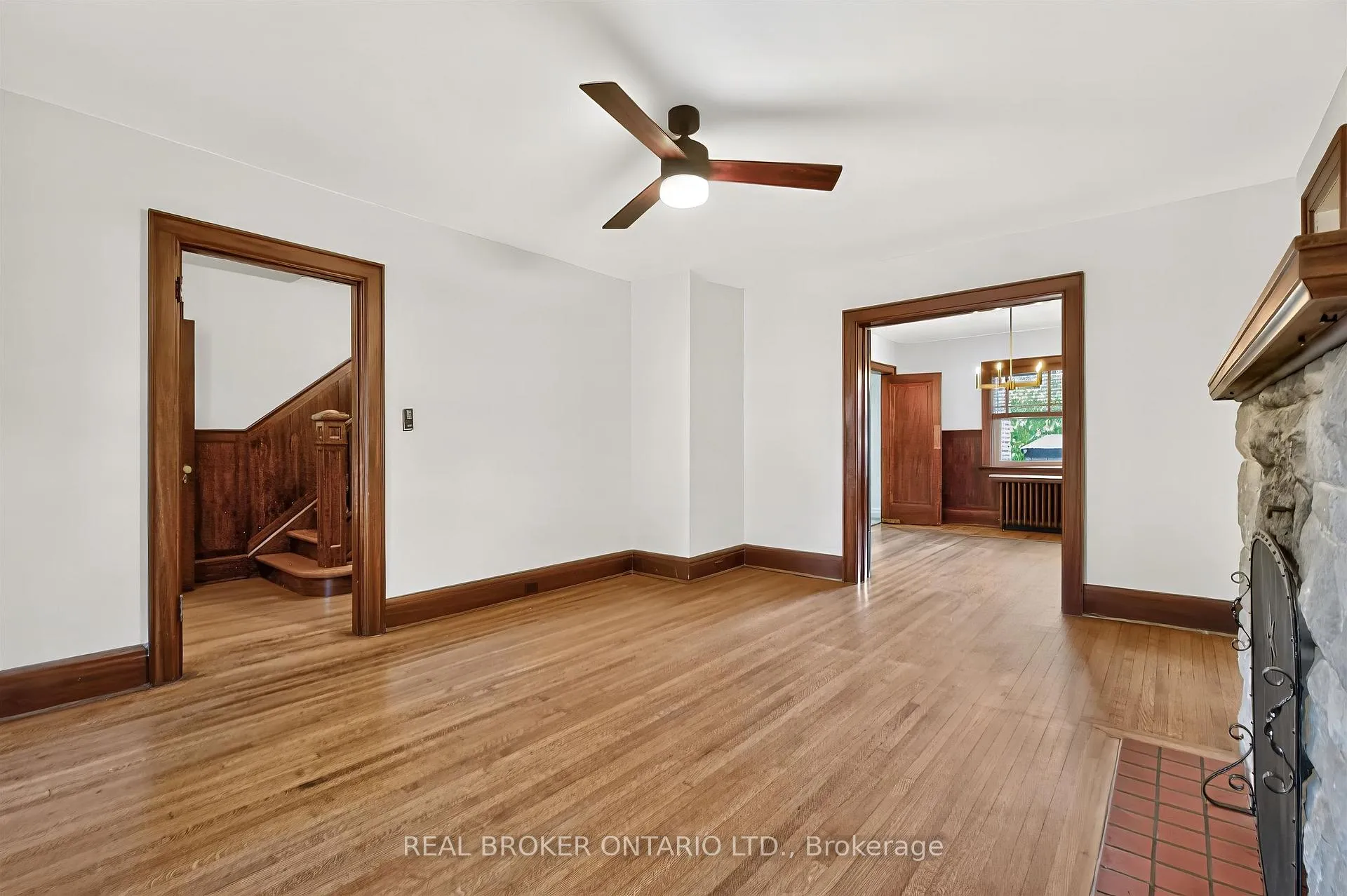 Photo 8 of 14 Mortimer Avenue, Toronto, Broadview North — HOMEH