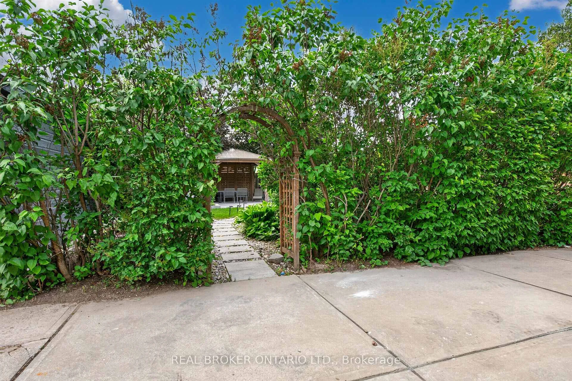 Photo 35 of 14 Mortimer Avenue, Toronto, Broadview North — HOMEH