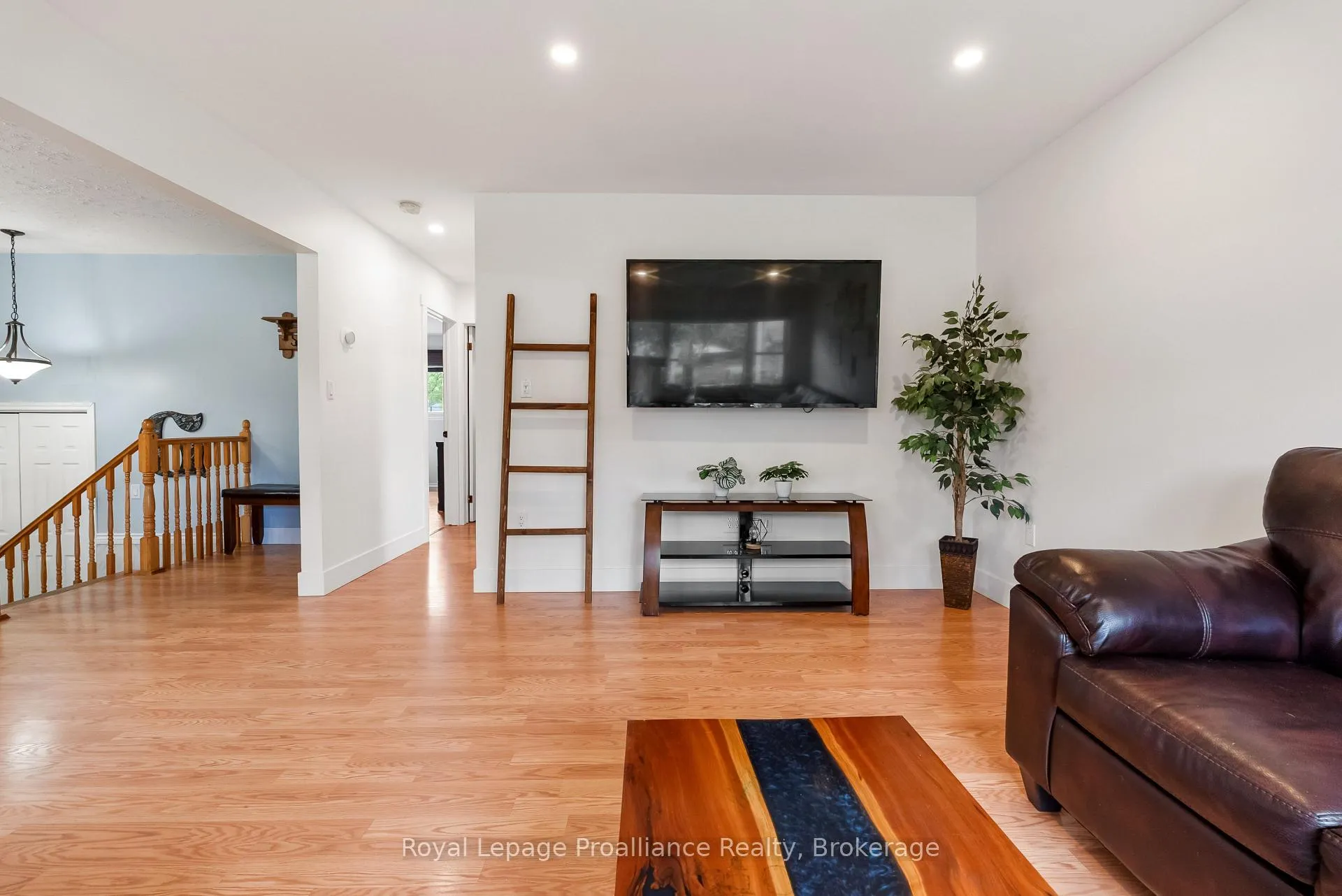Photo 8 of 161 Holly Drive, Stirling-Rawdon, Stirling Ward — HOMEH