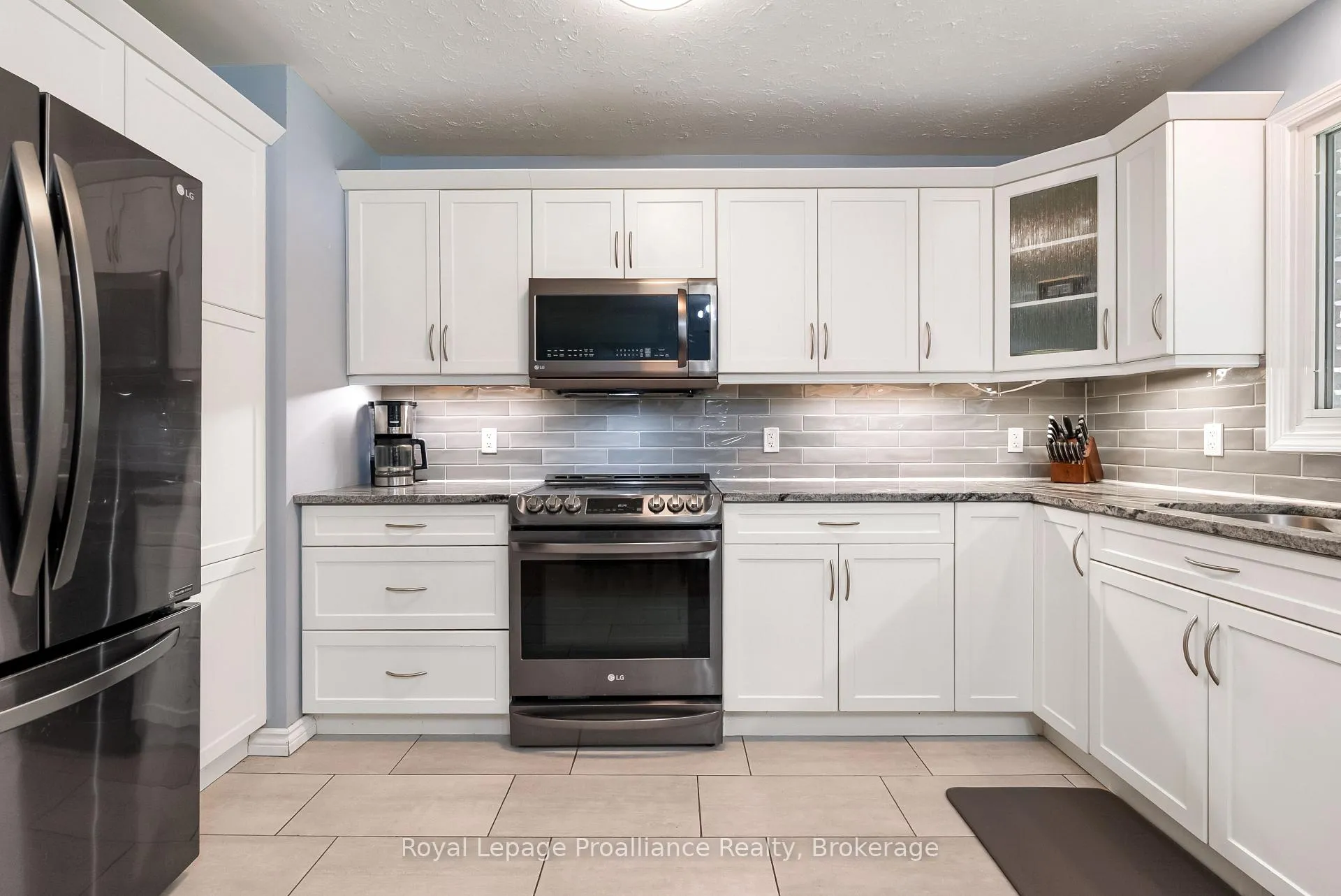 Photo 13 of 161 Holly Drive, Stirling-Rawdon, Stirling Ward — HOMEH