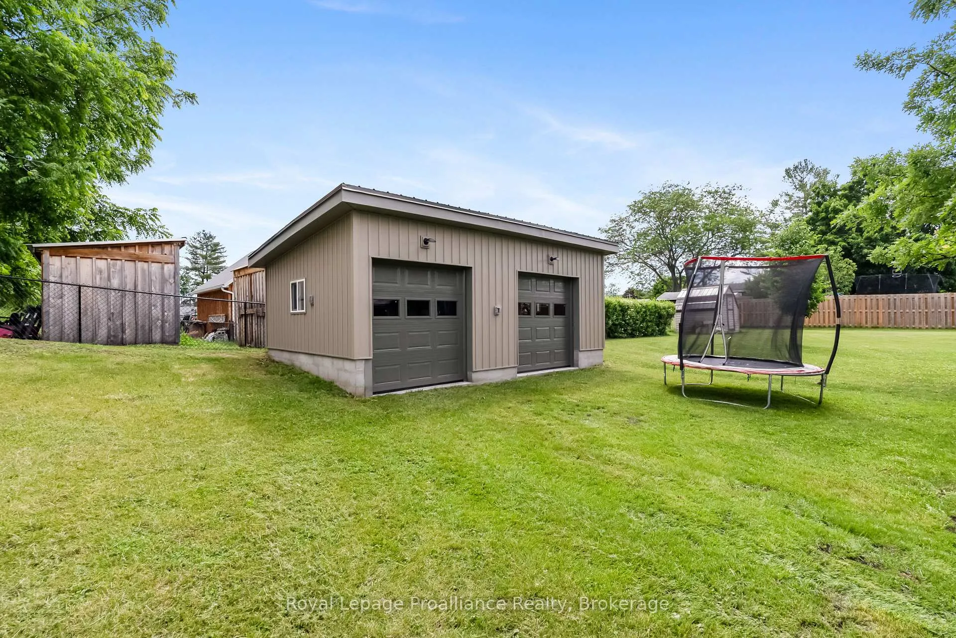 Photo 34 of 161 Holly Drive, Stirling-Rawdon, Stirling Ward — HOMEH