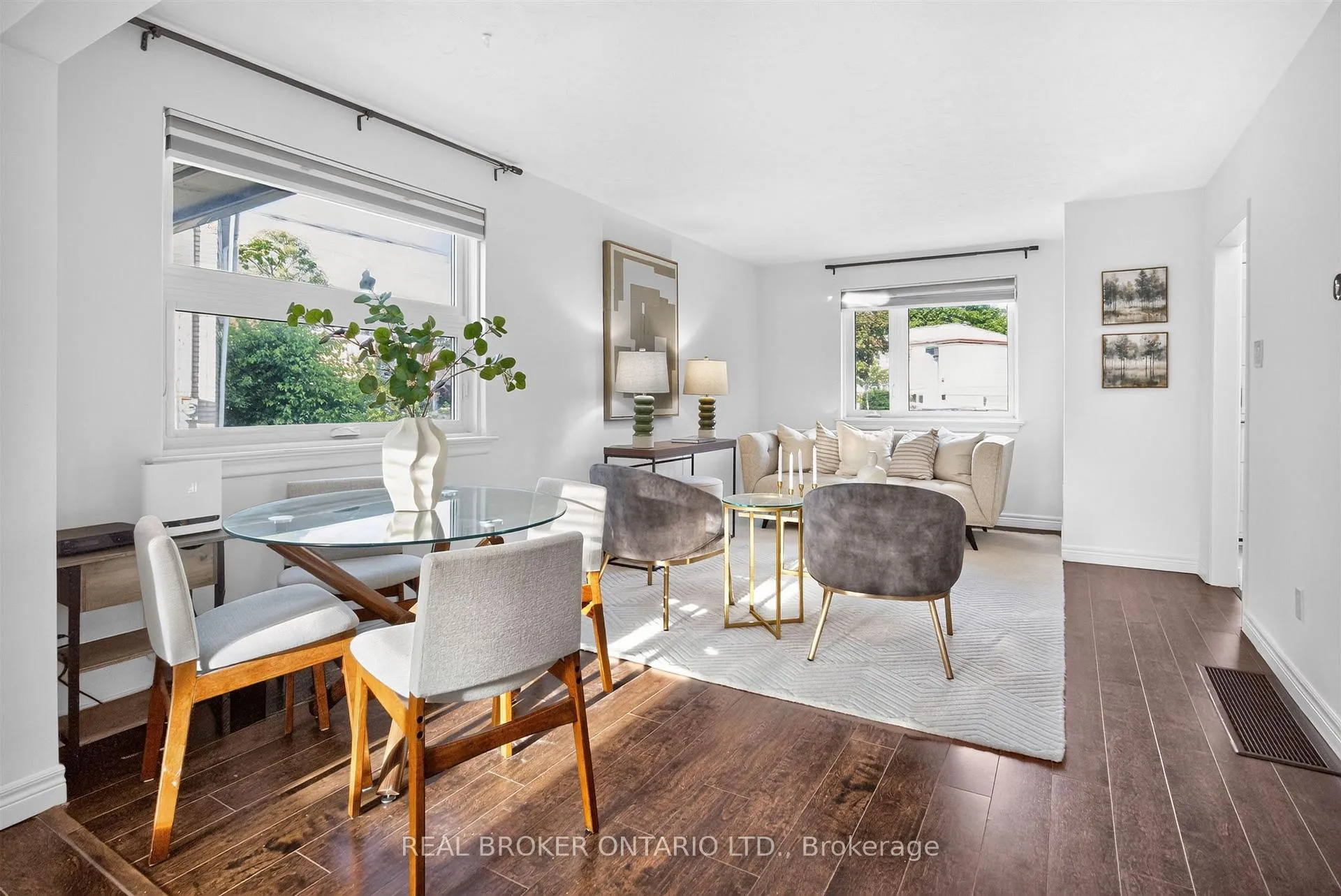 Photo 9 of 30 Willowmount Drive, Scarborough, Clairlea-Birchmount — HOMEH