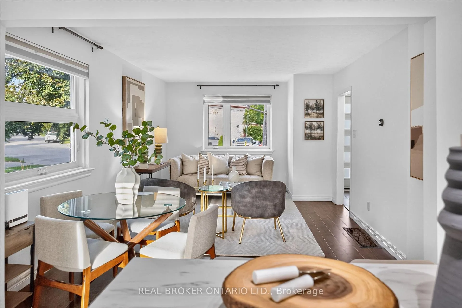 Photo 17 of 30 Willowmount Drive, Scarborough, Clairlea-Birchmount — HOMEH