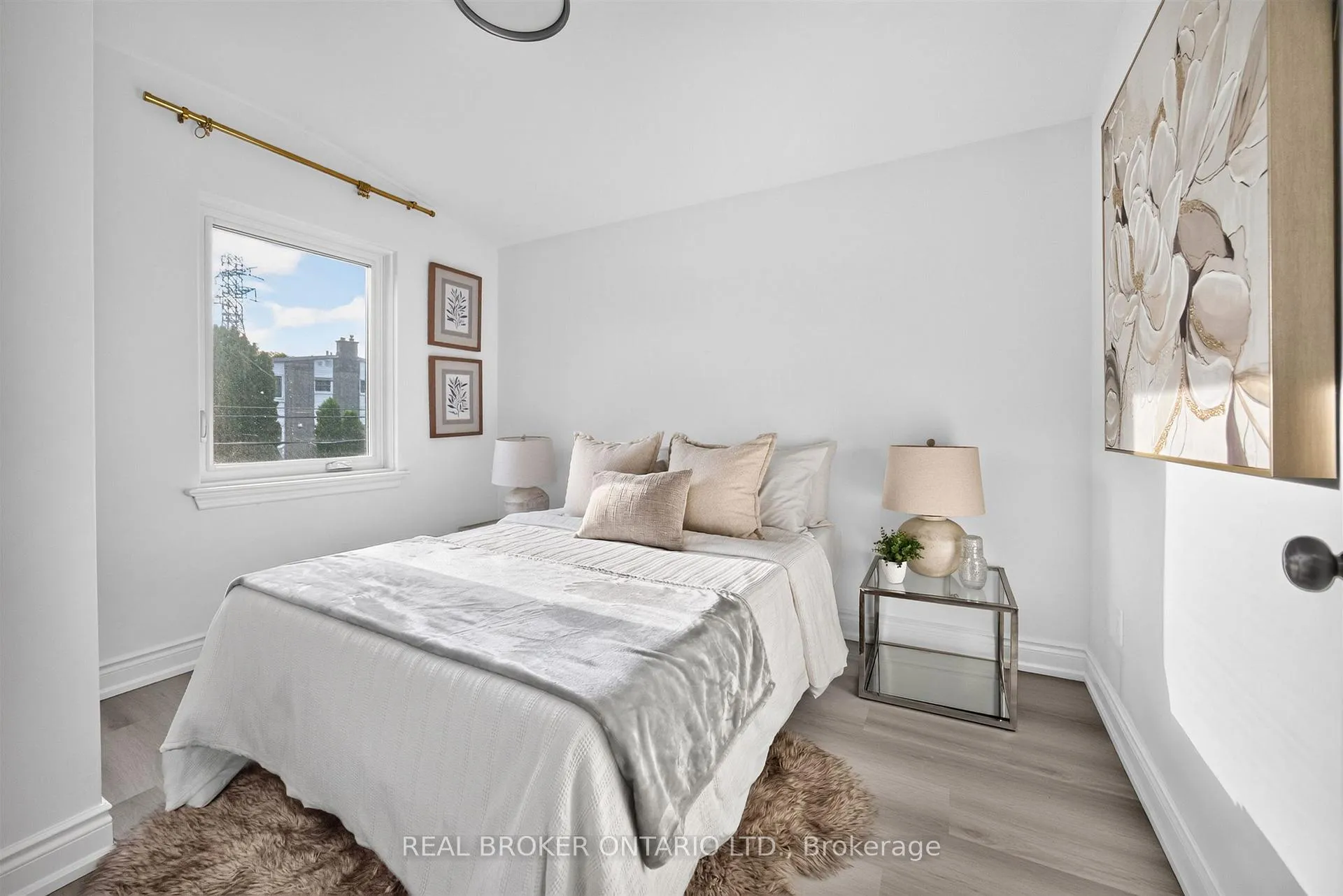Photo 24 of 30 Willowmount Drive, Scarborough, Clairlea-Birchmount — HOMEH