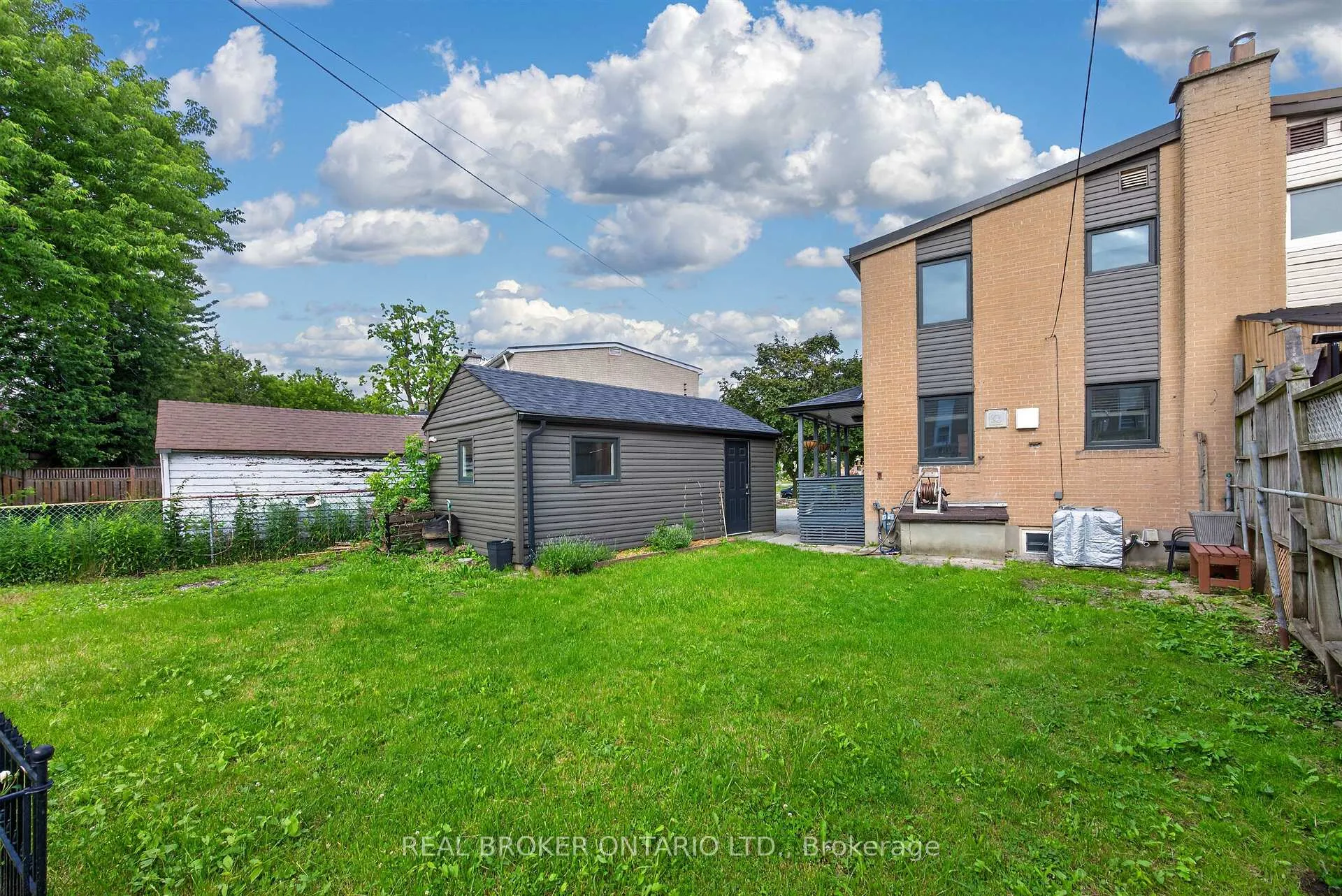 Photo 36 of 30 Willowmount Drive, Scarborough, Clairlea-Birchmount — HOMEH