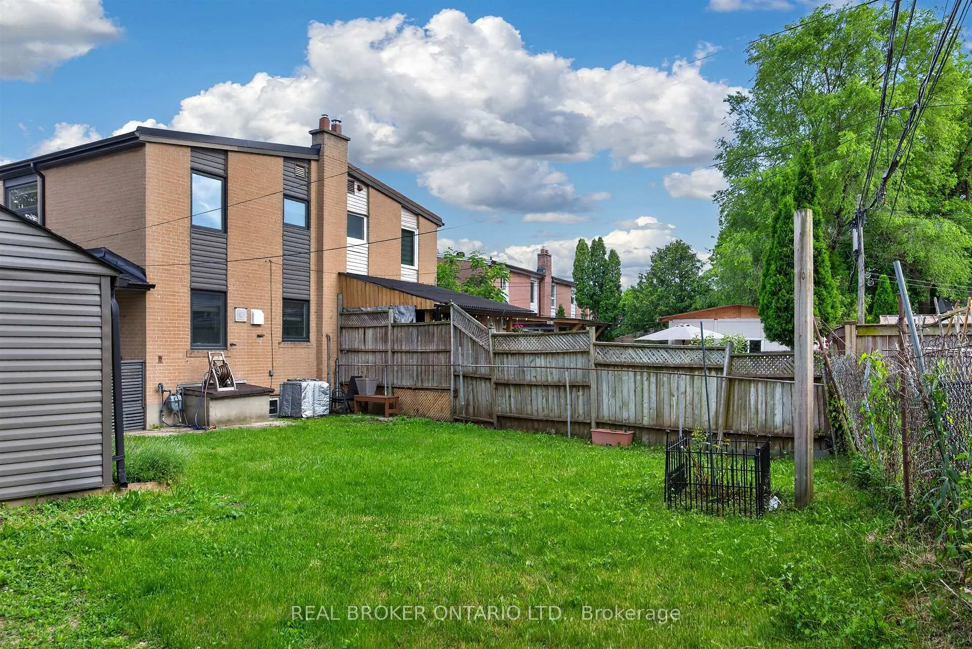 Photo 37 of 30 Willowmount Drive, Scarborough, Clairlea-Birchmount — HOMEH