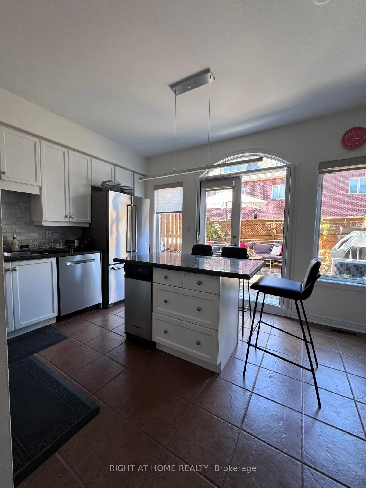 Photo 6 of 2-116 Evans Avenue, Etobicoke, Mimico — HOMEH
