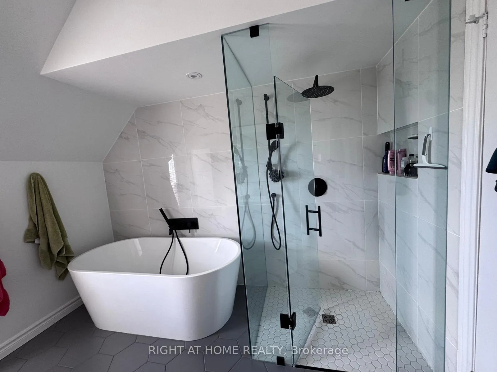 Photo 14 of 2-116 Evans Avenue, Etobicoke, Mimico — HOMEH