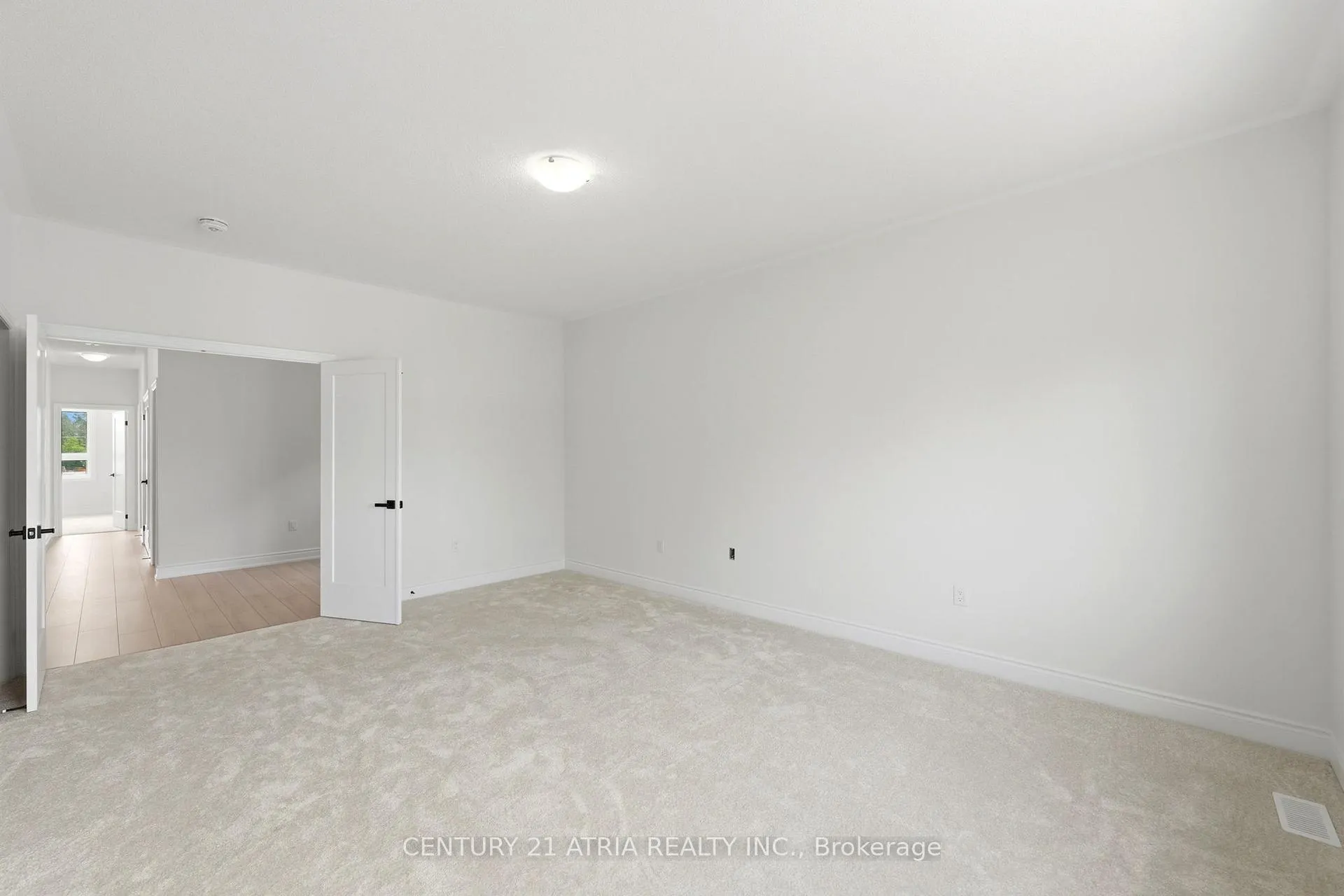 Photo 12 of 1460 Mayport Drive, Oshawa, Lakeview — HOMEH
