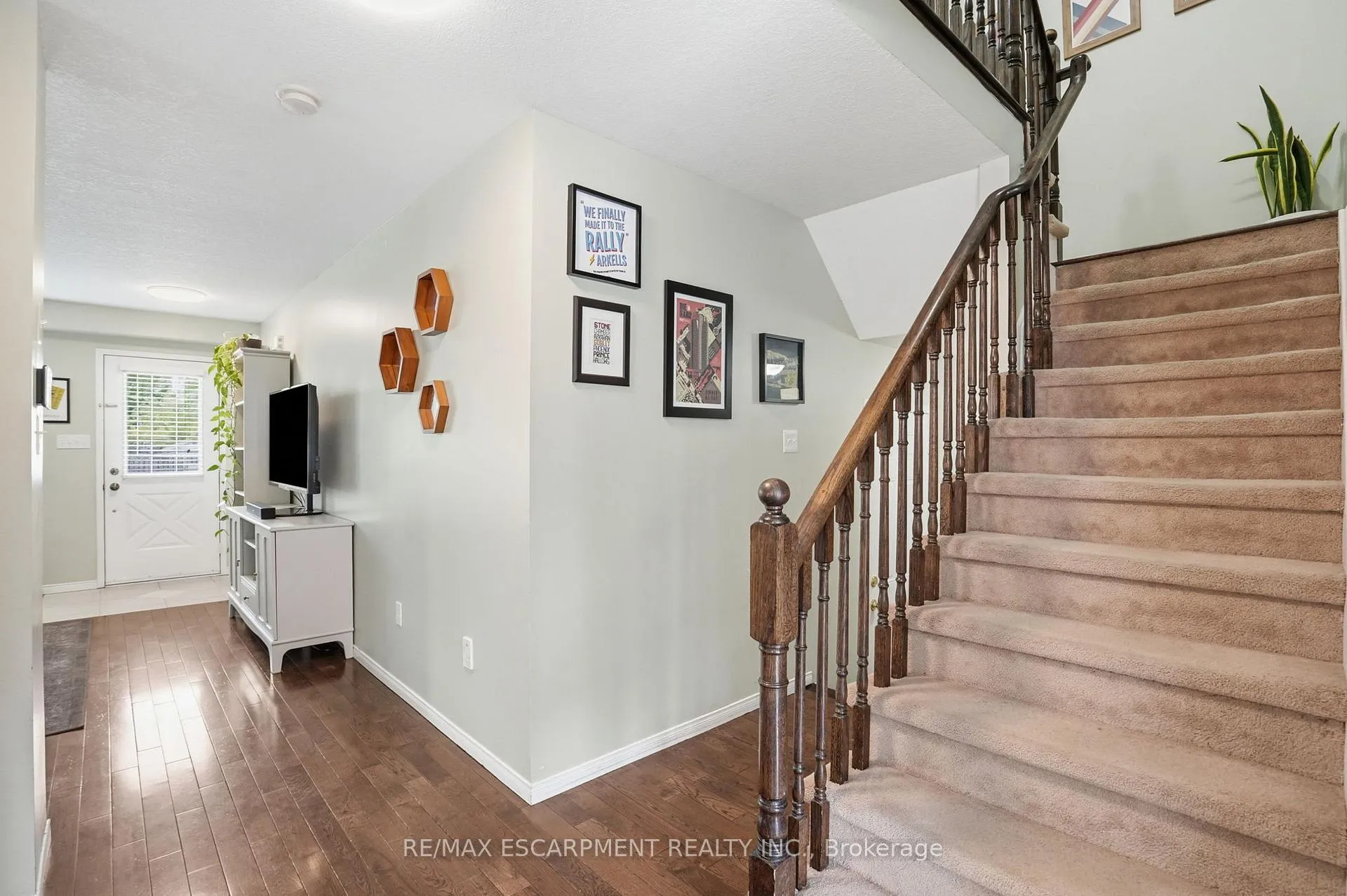Photo 22 of 263 Windwood Drive, Hamilton, Binbrook — HOMEH