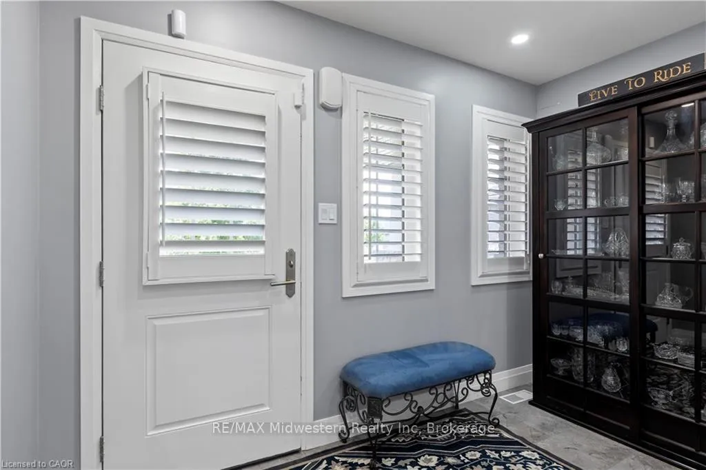Photo 19 of 122 Bridge Crescent, Minto — HOMEH