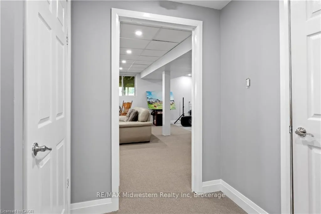 Photo 34 of 122 Bridge Crescent, Minto — HOMEH