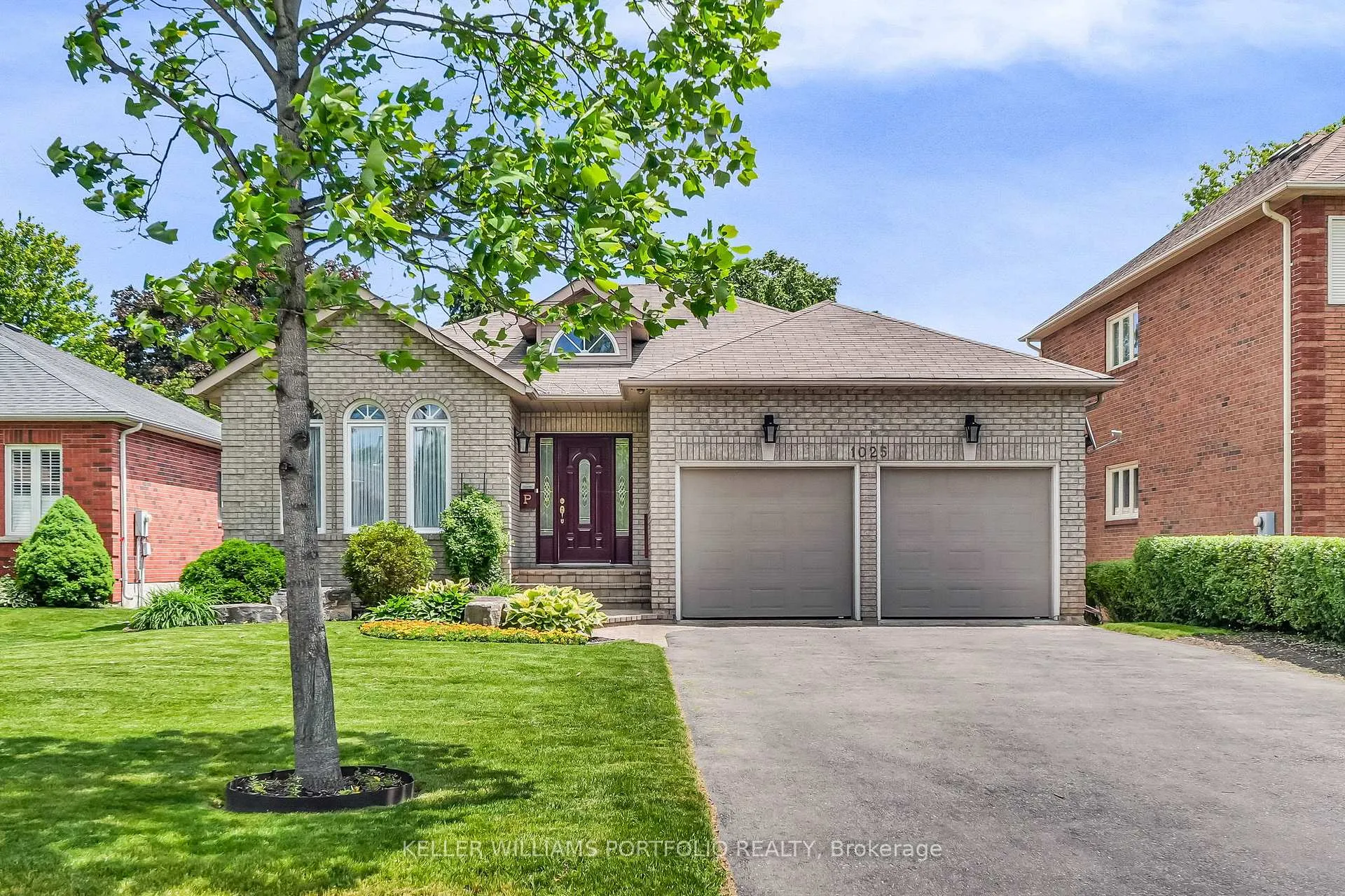 Photo 1 of 1025 Lytton Court, Pickering, Rosebank — HOMEH