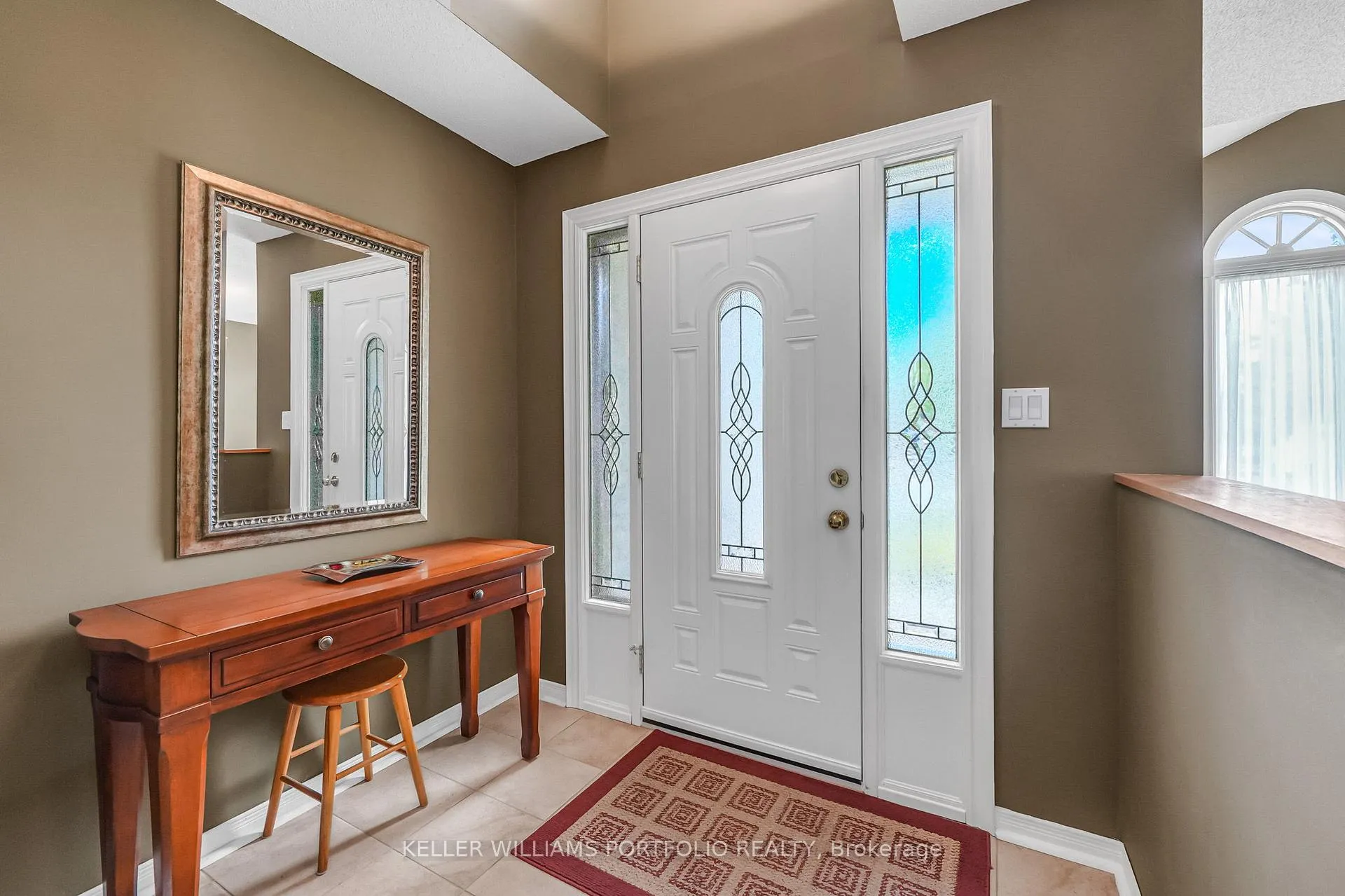 Photo 3 of 1025 Lytton Court, Pickering, Rosebank — HOMEH