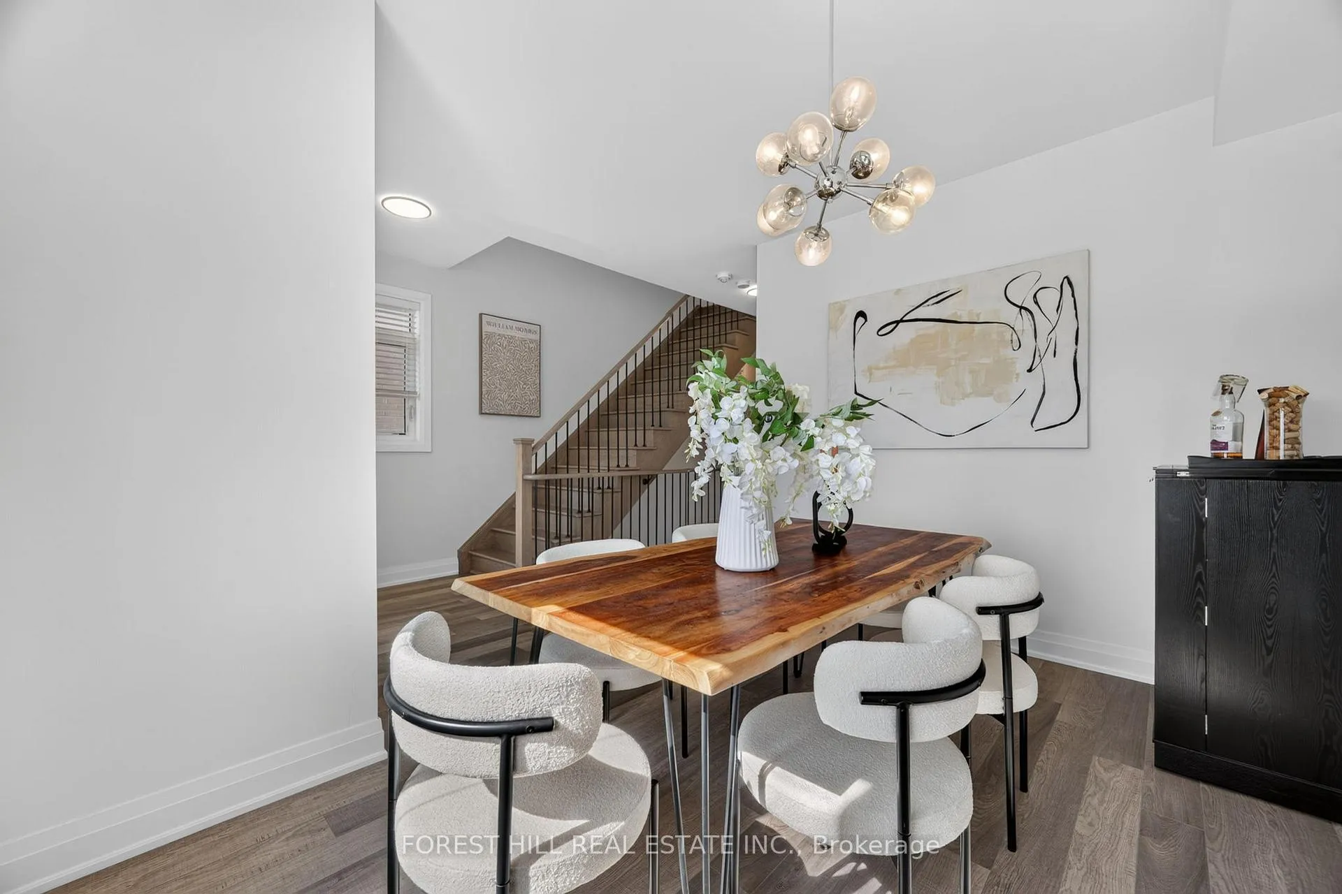 Photo 16 of 96 Salterton Circle, Vaughan, Rural Vaughan — HOMEH