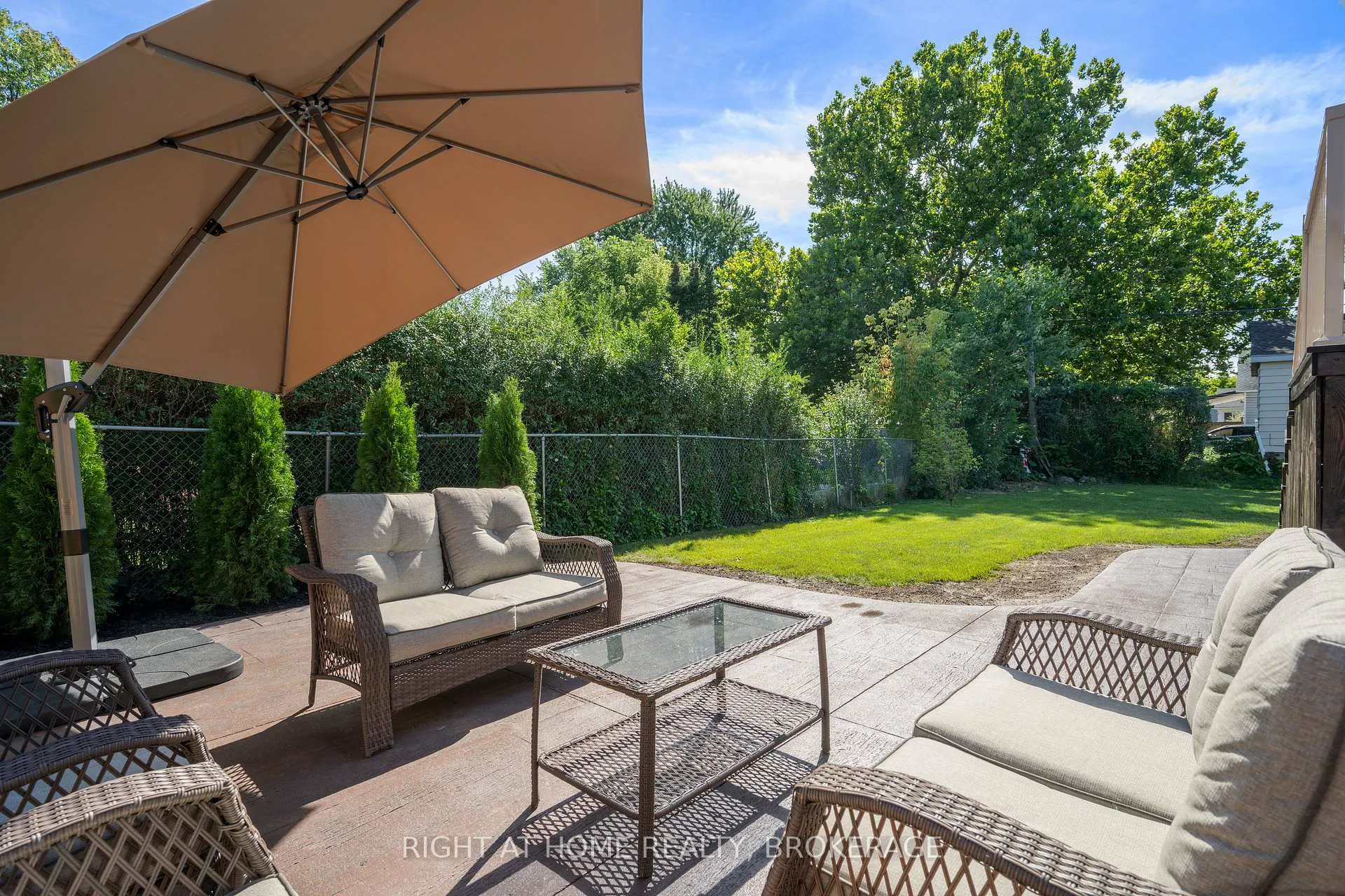 Photo 17 of 32B Dorothy Street, St. Catharines, Lakeport — HOMEH