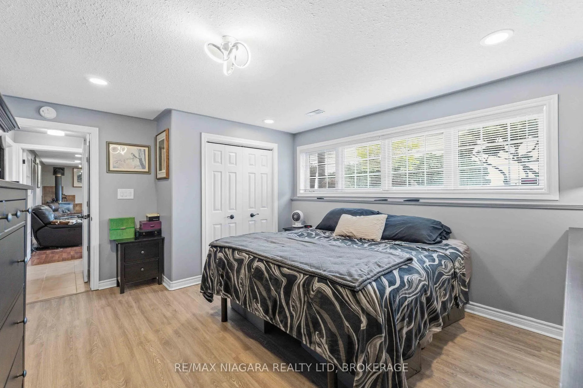 Photo 29 of 661 Carl Road, Welland, Cooks Mills — HOMEH