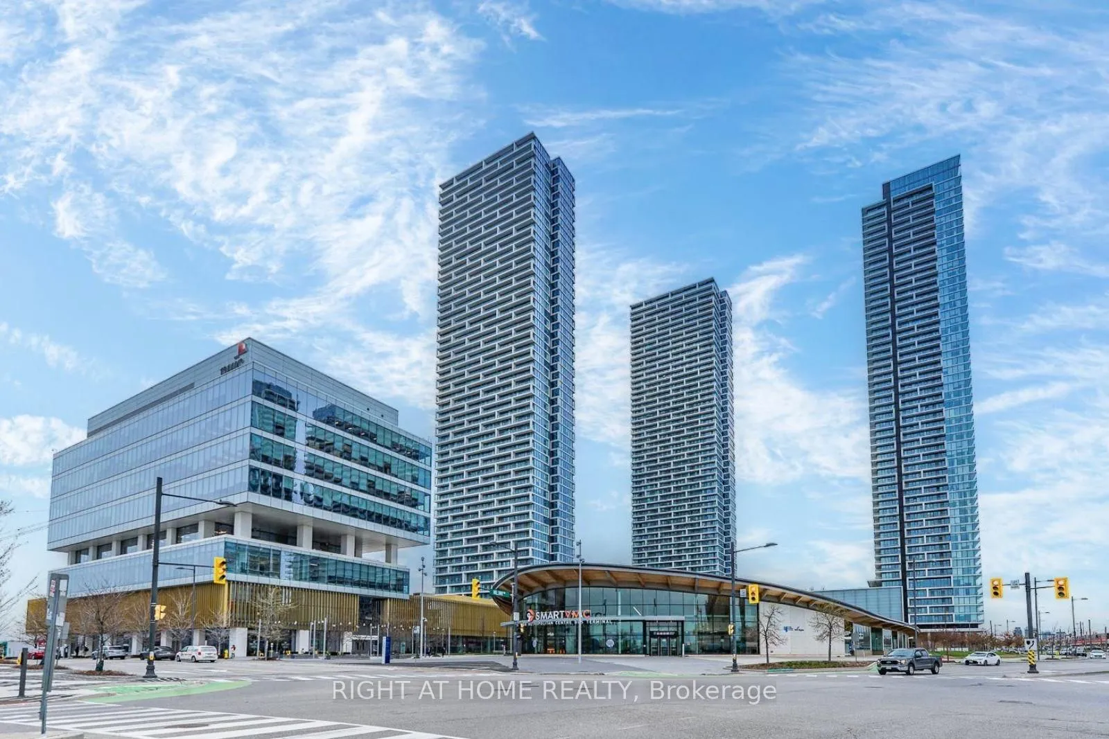 Photo 1 of Unit 5608, 950 Portage Parkway, Vaughan, Vaughan Corporate Centre — HOMEH