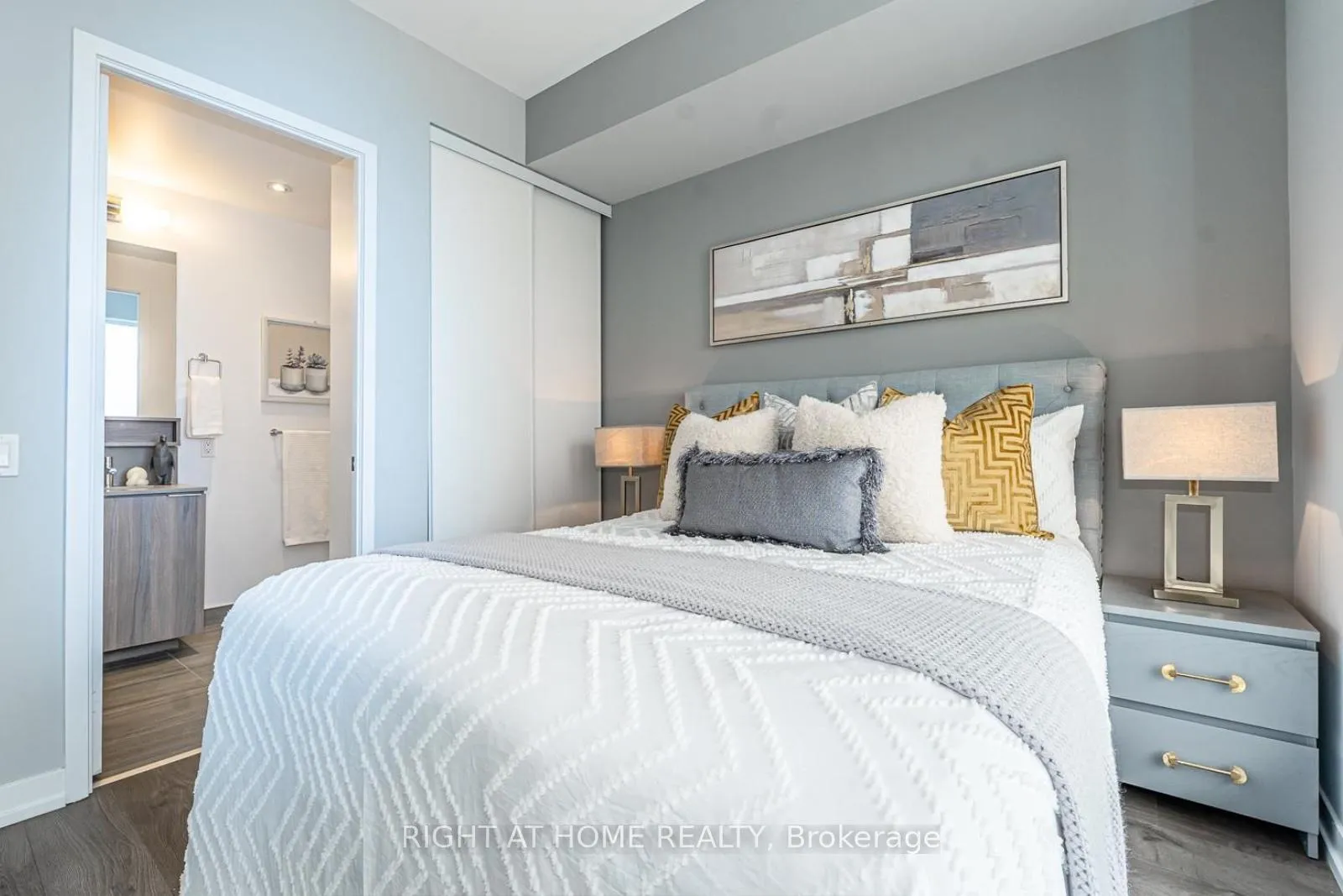 Photo 19 of Unit 5608, 950 Portage Parkway, Vaughan, Vaughan Corporate Centre — HOMEH