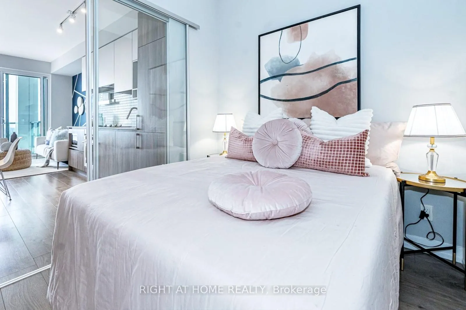 Photo 23 of Unit 5608, 950 Portage Parkway, Vaughan, Vaughan Corporate Centre — HOMEH