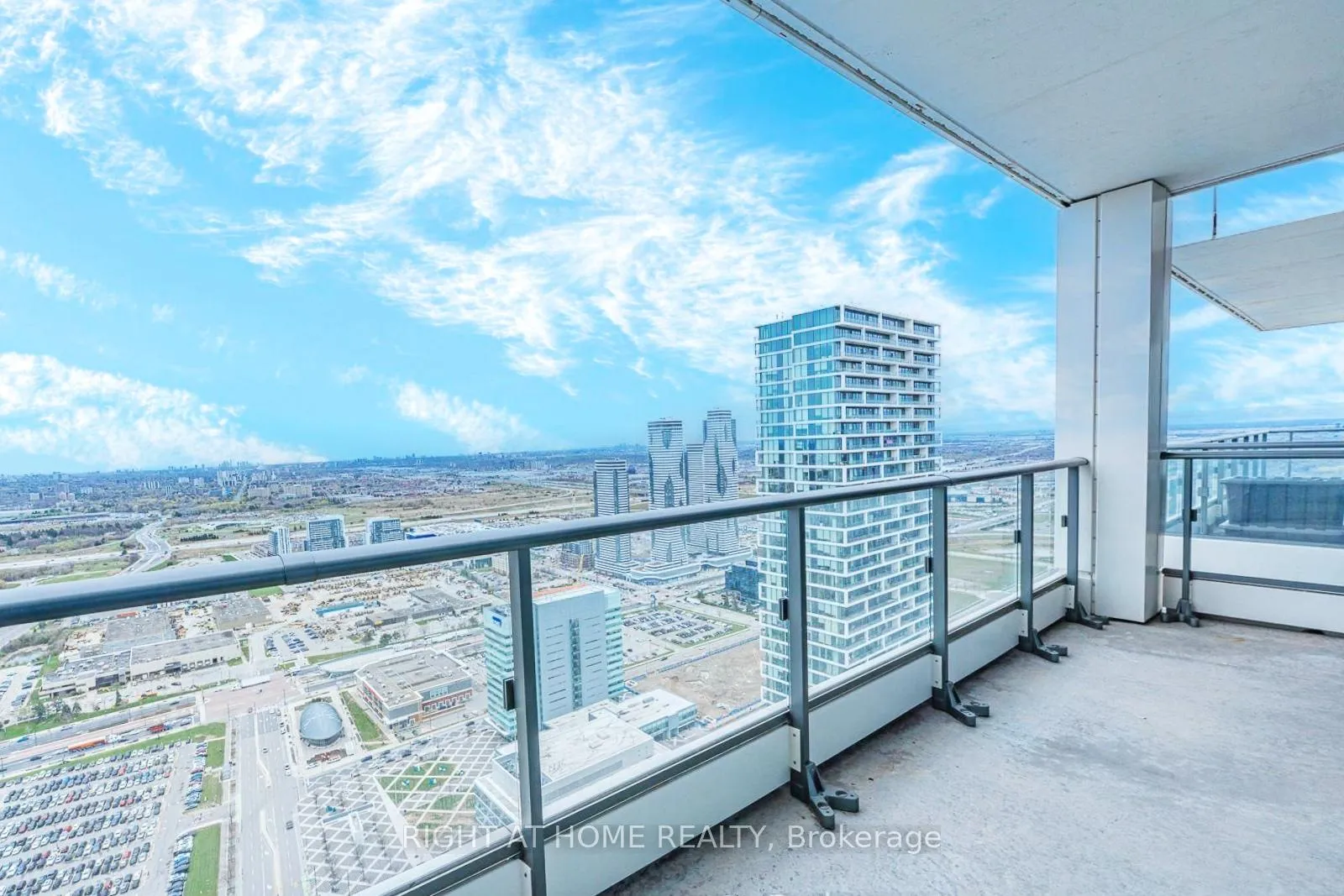 Photo 28 of Unit 5608, 950 Portage Parkway, Vaughan, Vaughan Corporate Centre — HOMEH