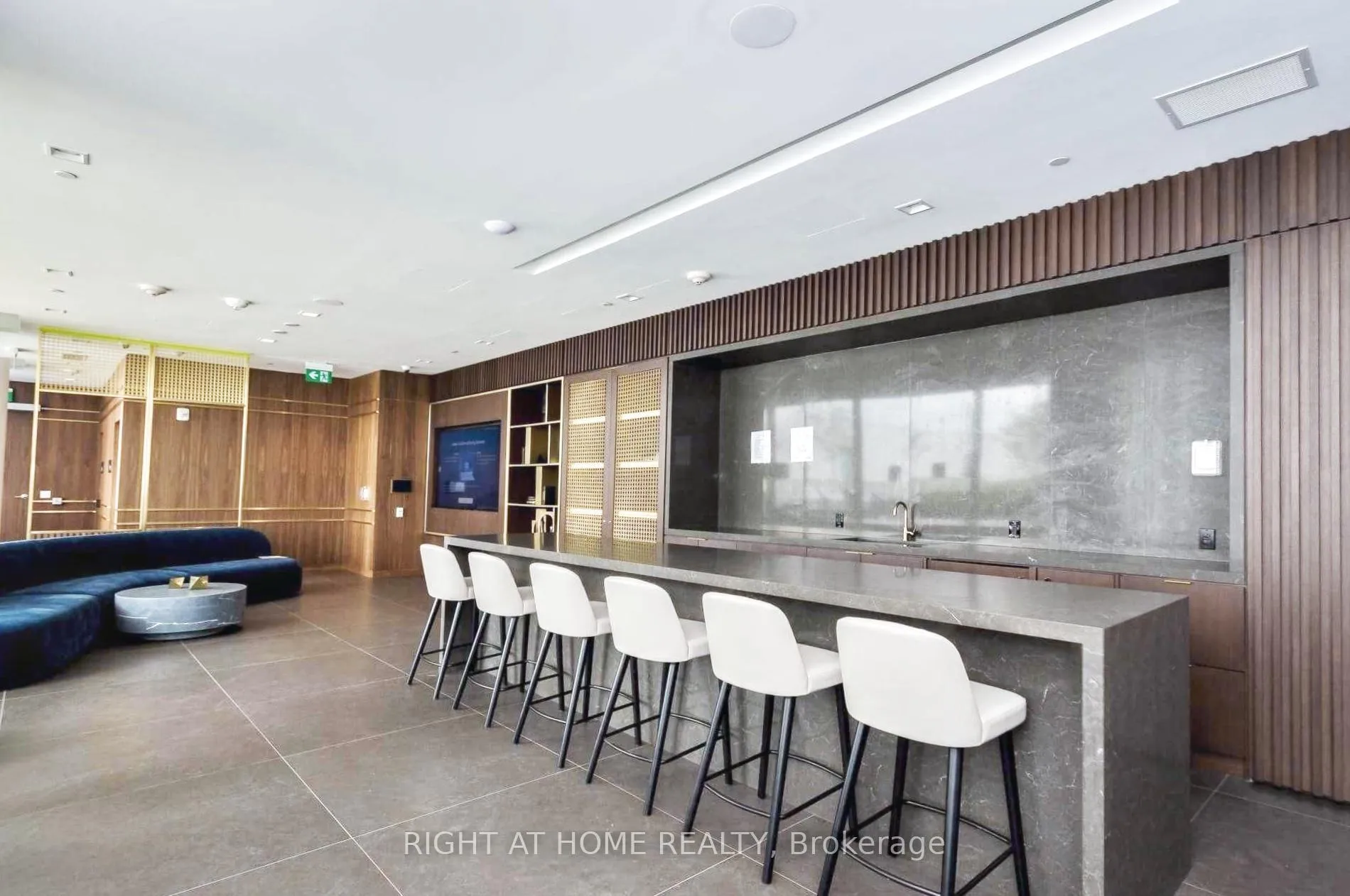 Photo 30 of Unit 5608, 950 Portage Parkway, Vaughan, Vaughan Corporate Centre — HOMEH