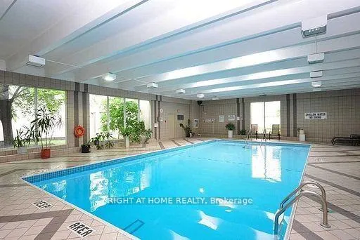 Photo 24 of Unit SPH8, 3700 Kaneff Crescent, Mississauga, Mississauga Valleys — HOMEH