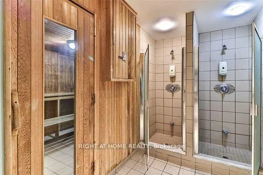 Photo 25 of Unit SPH8, 3700 Kaneff Crescent, Mississauga, Mississauga Valleys — HOMEH