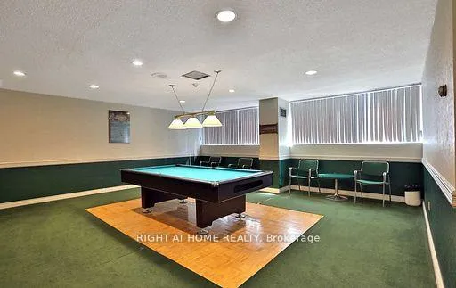 Photo 27 of Unit SPH8, 3700 Kaneff Crescent, Mississauga, Mississauga Valleys — HOMEH