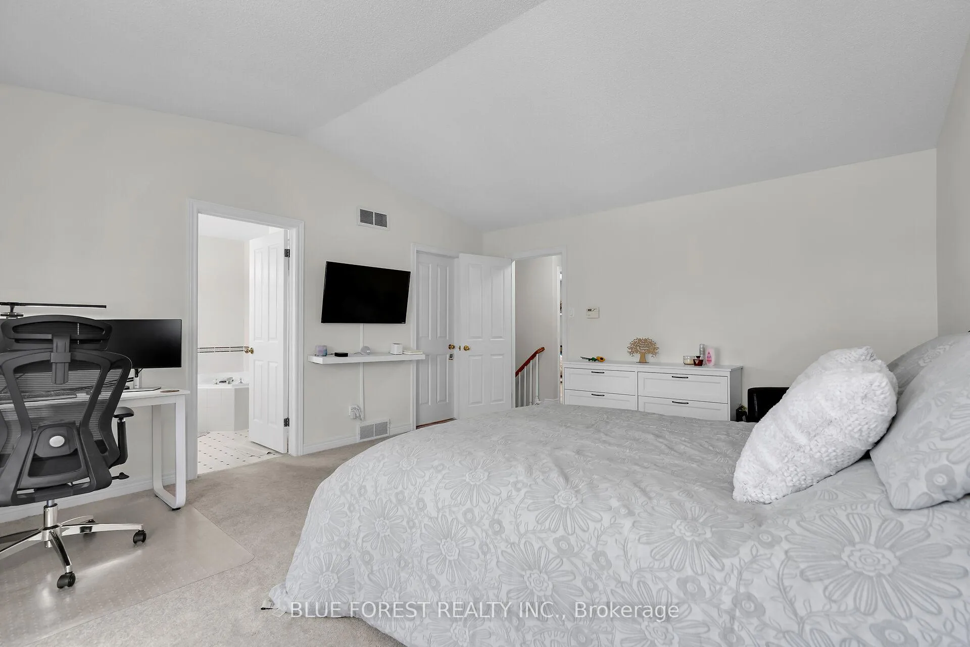 Photo 21 of Unit 3, 410 Ambleside Drive, London, North A — HOMEH