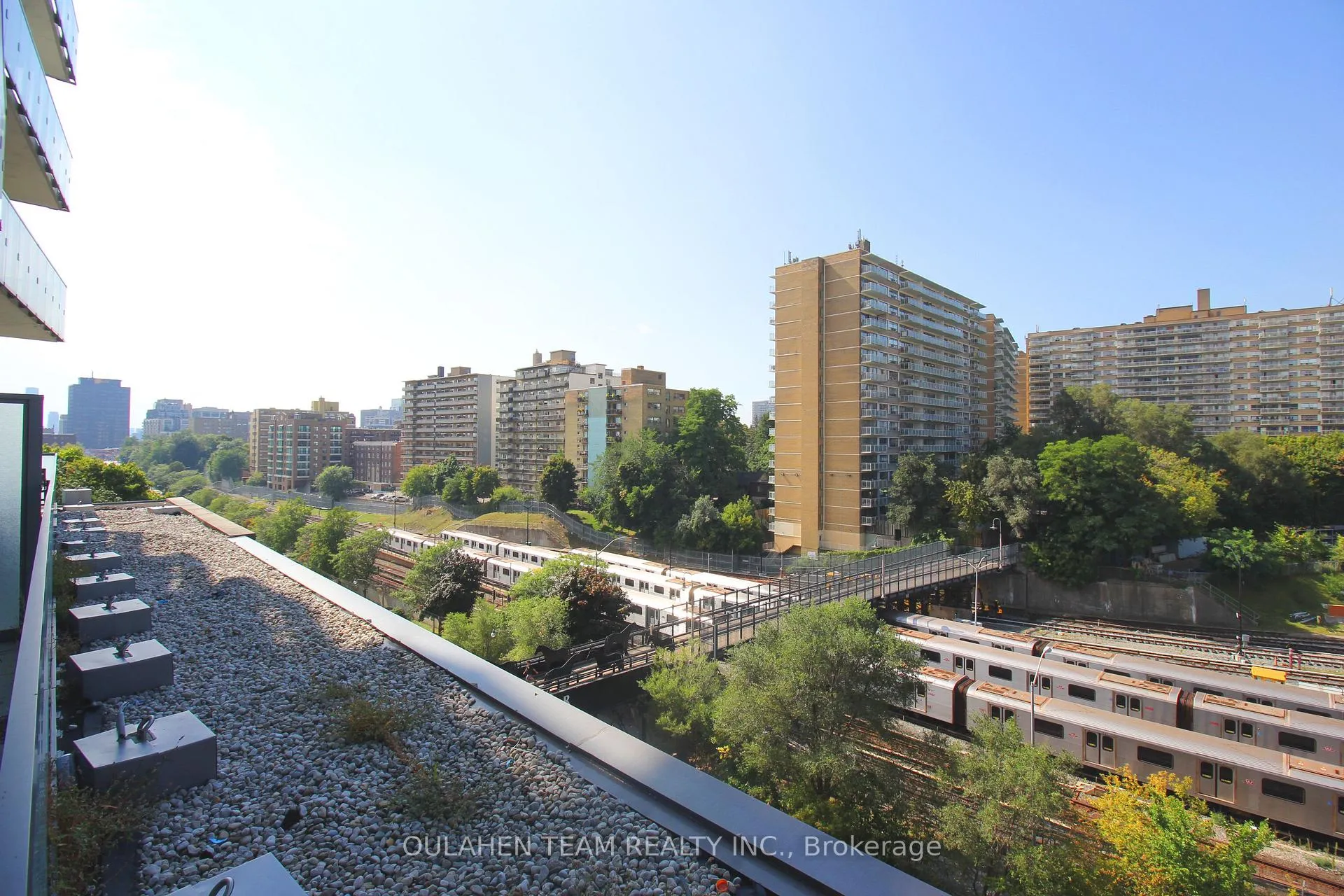 Photo 12 of Unit 603, 1815 Yonge Street, Toronto, Mount Pleasant West — HOMEH