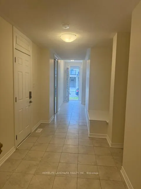 Photo 11 of 5 Thomas Frisby Jr Crescent, Markham, Victoria Square — HOMEH