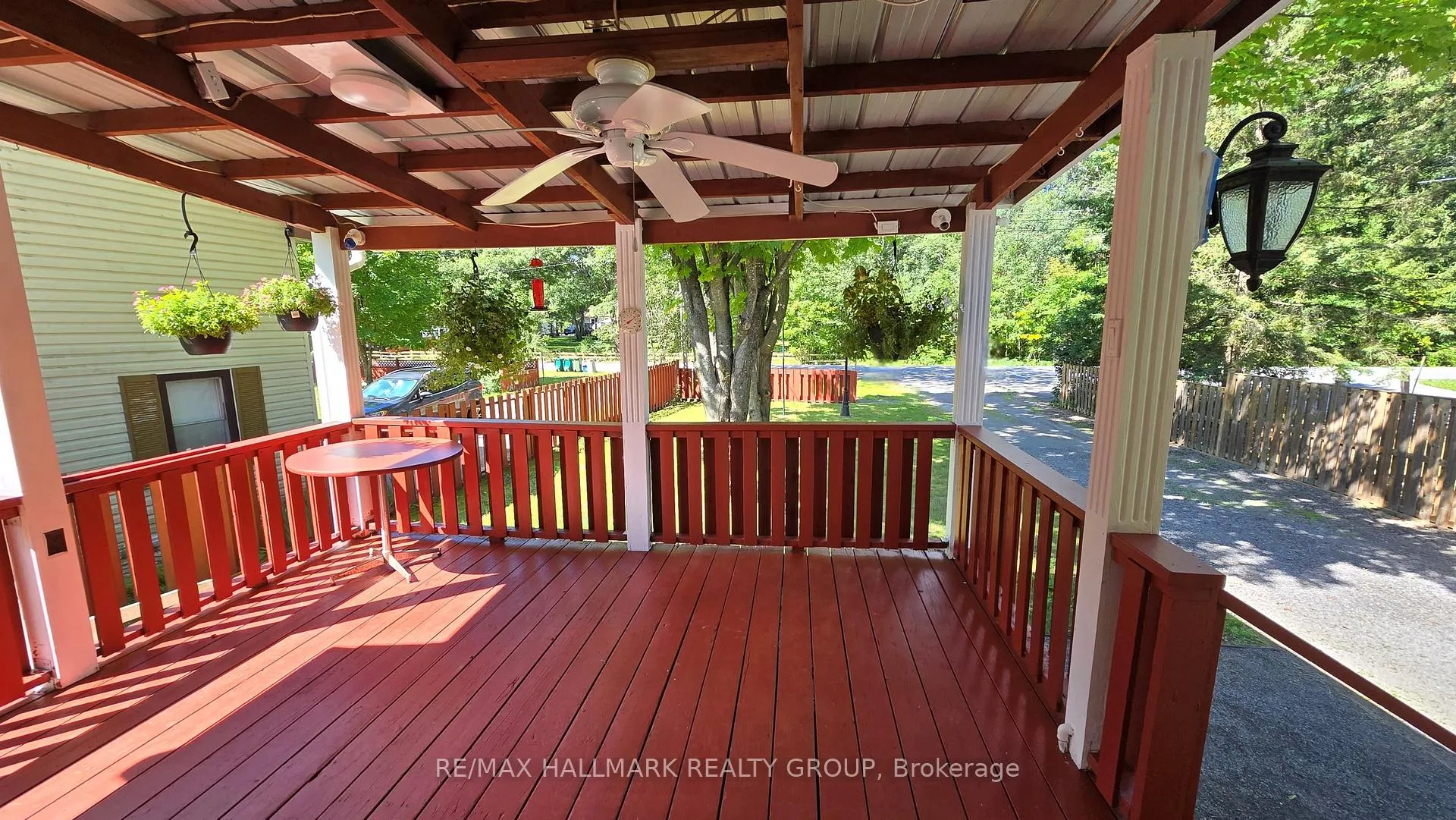 Photo 3 of 266 Baldwin Street, Ottawa, Constance Bay — HOMEH