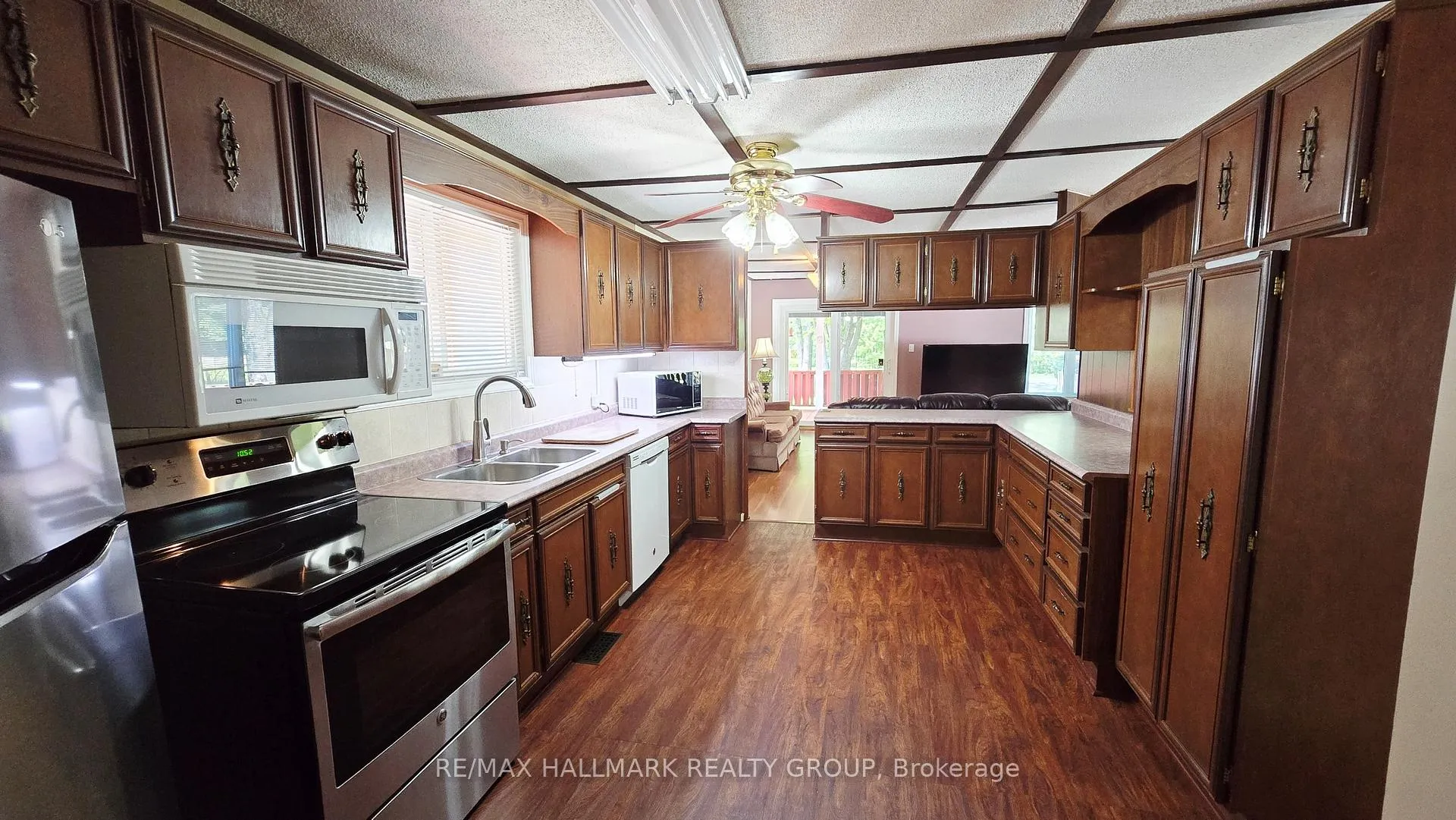 Photo 13 of 266 Baldwin Street, Ottawa, Constance Bay — HOMEH