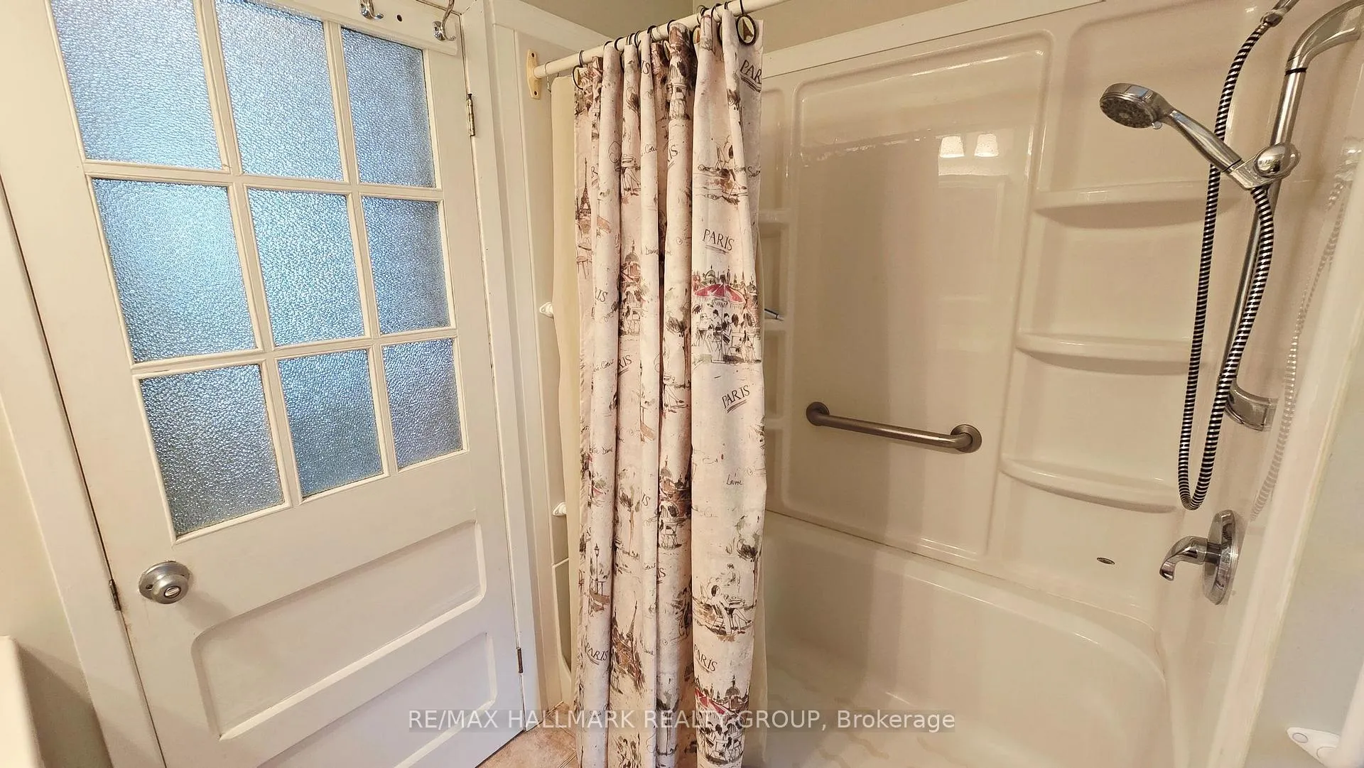 Photo 23 of 266 Baldwin Street, Ottawa, Constance Bay — HOMEH