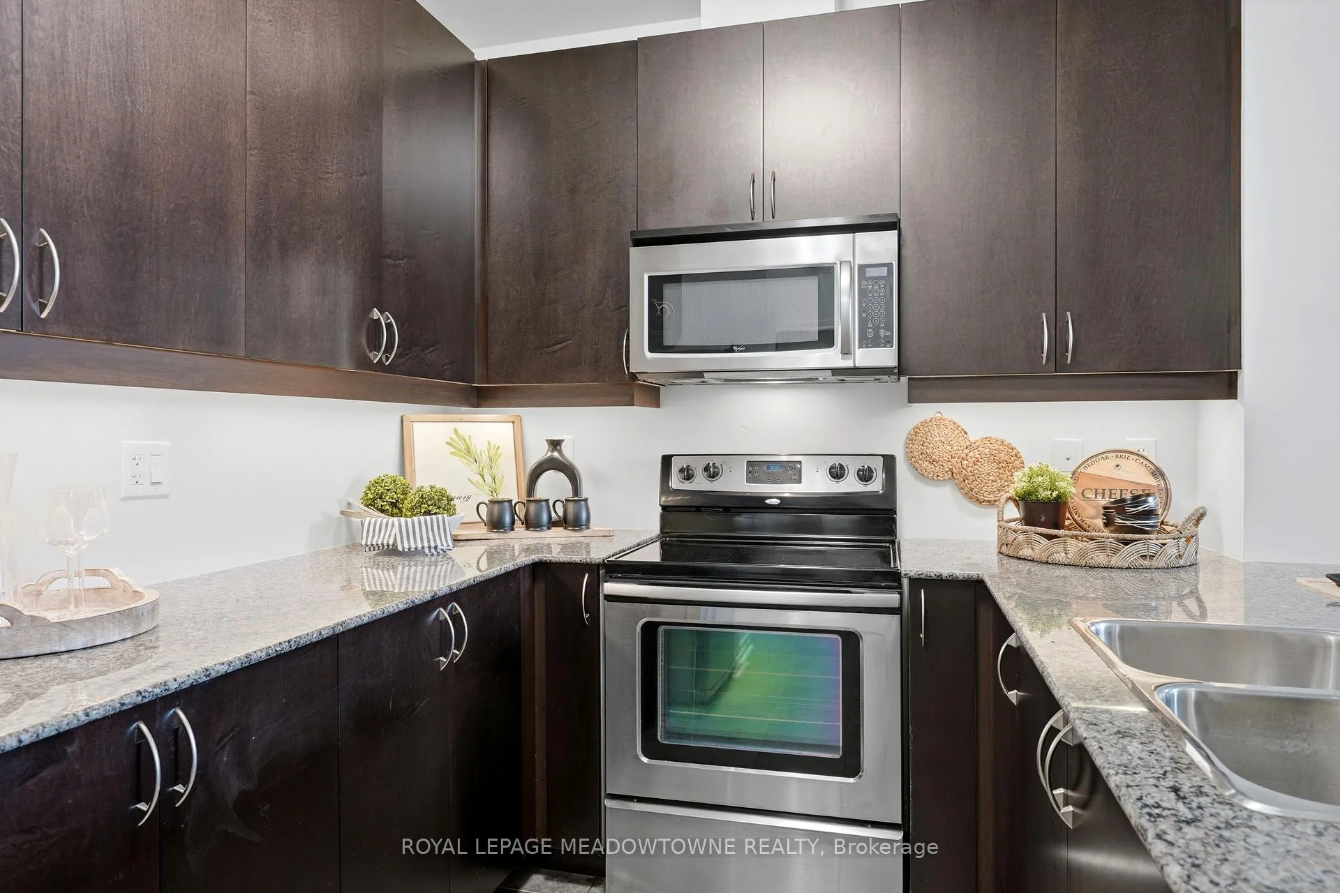 Photo 8 of Unit 308, 383 Main Street E, Milton, Old Milton — HOMEH
