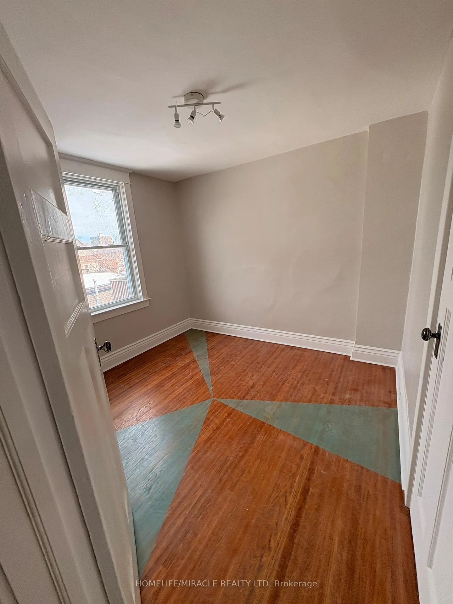 Photo 6 of 66 Belvidere Avenue, Toronto, Oakwood Village — HOMEH
