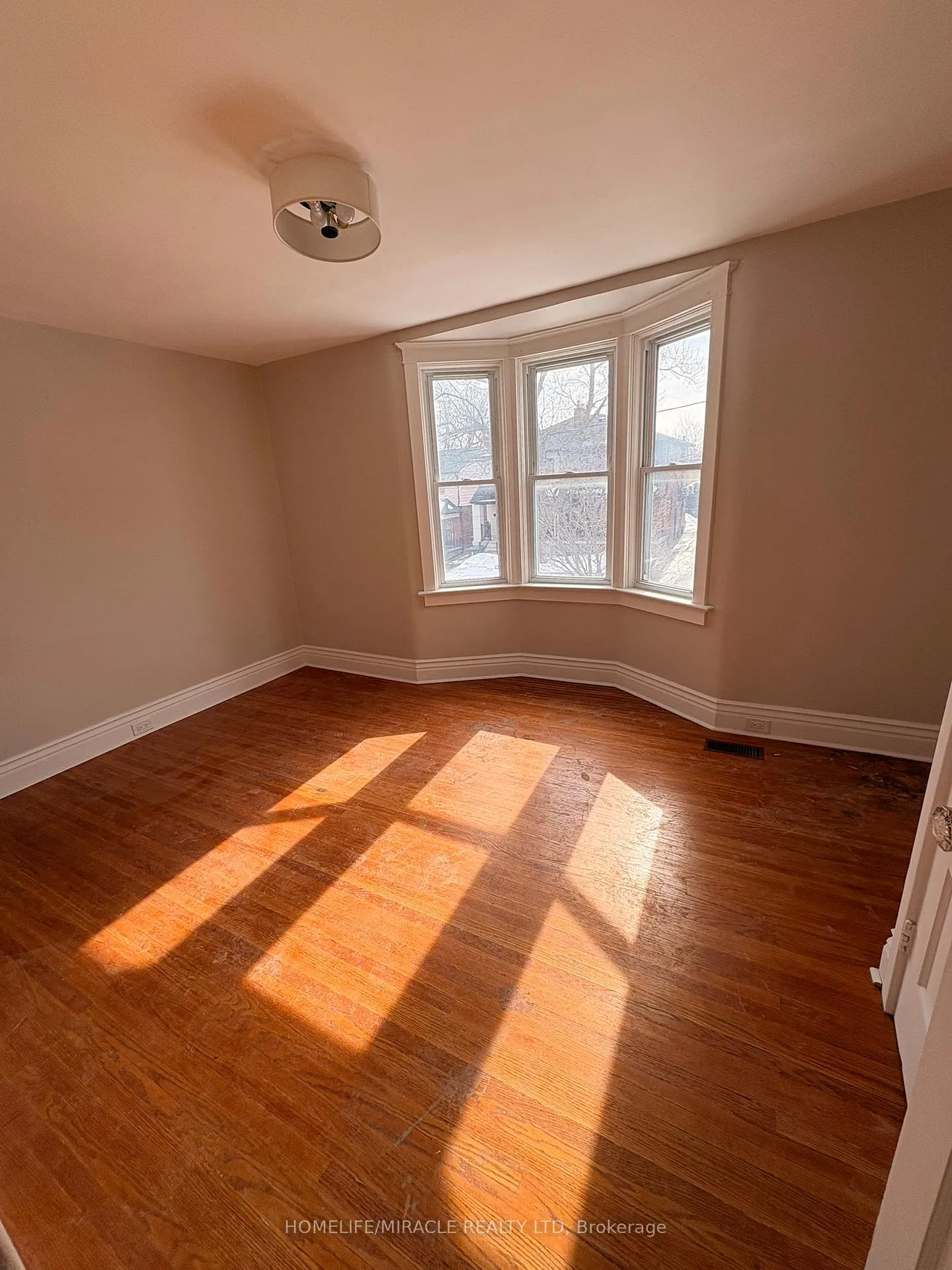 Photo 8 of 66 Belvidere Avenue, Toronto, Oakwood Village — HOMEH