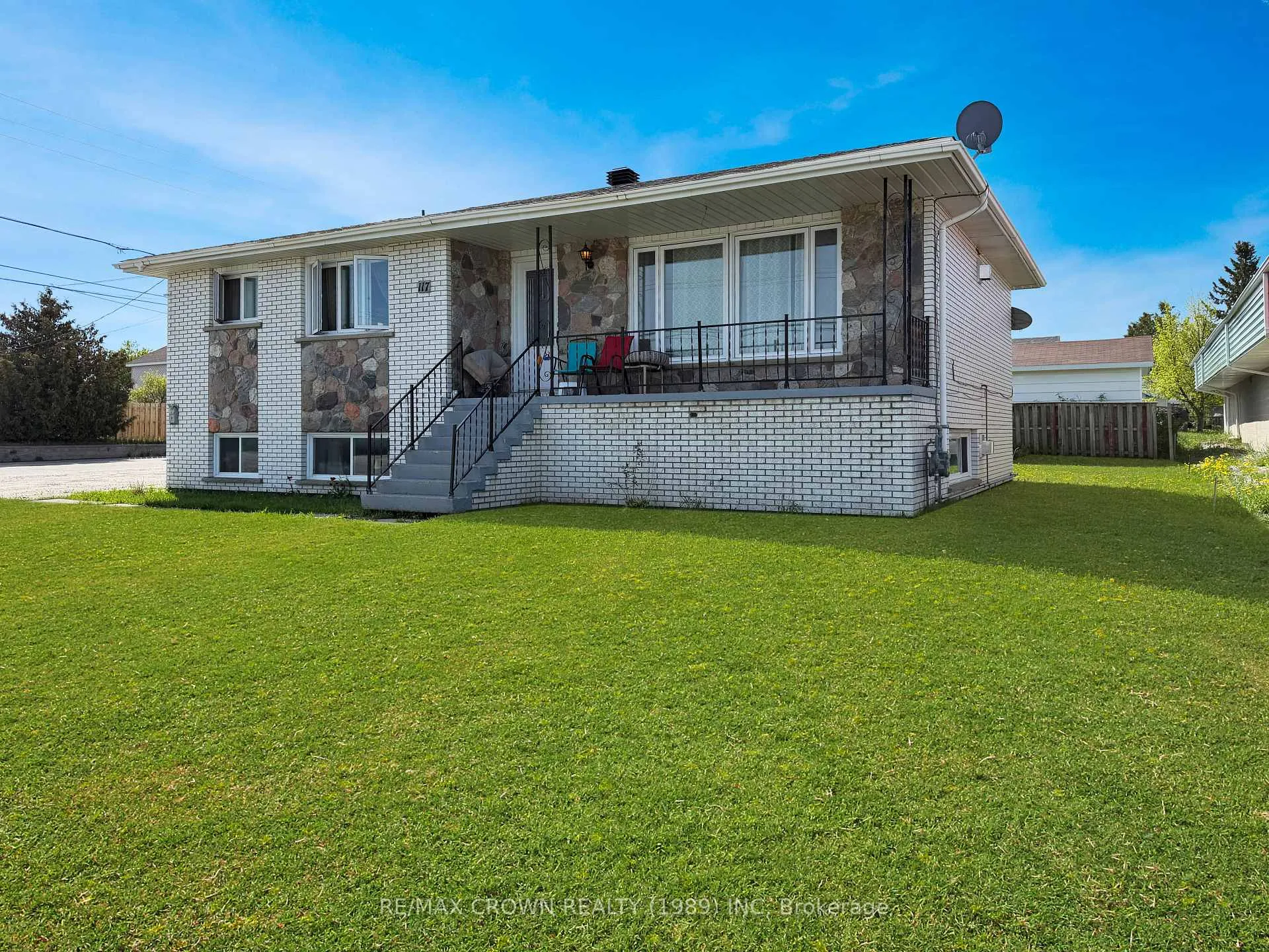 Photo 2 of 117 Brunetville Road, Kapuskasing — HOMEH