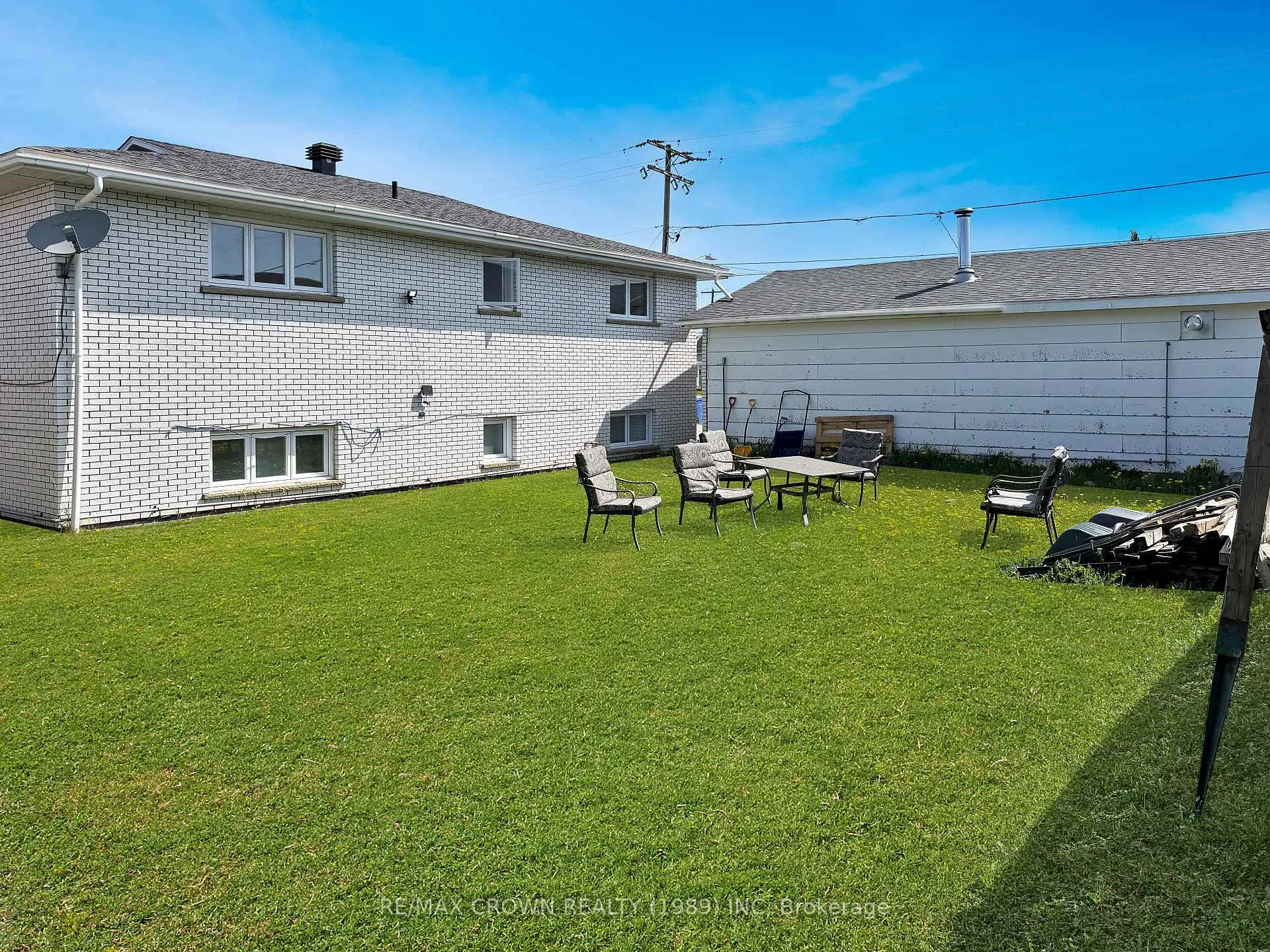 Photo 3 of 117 Brunetville Road, Kapuskasing — HOMEH