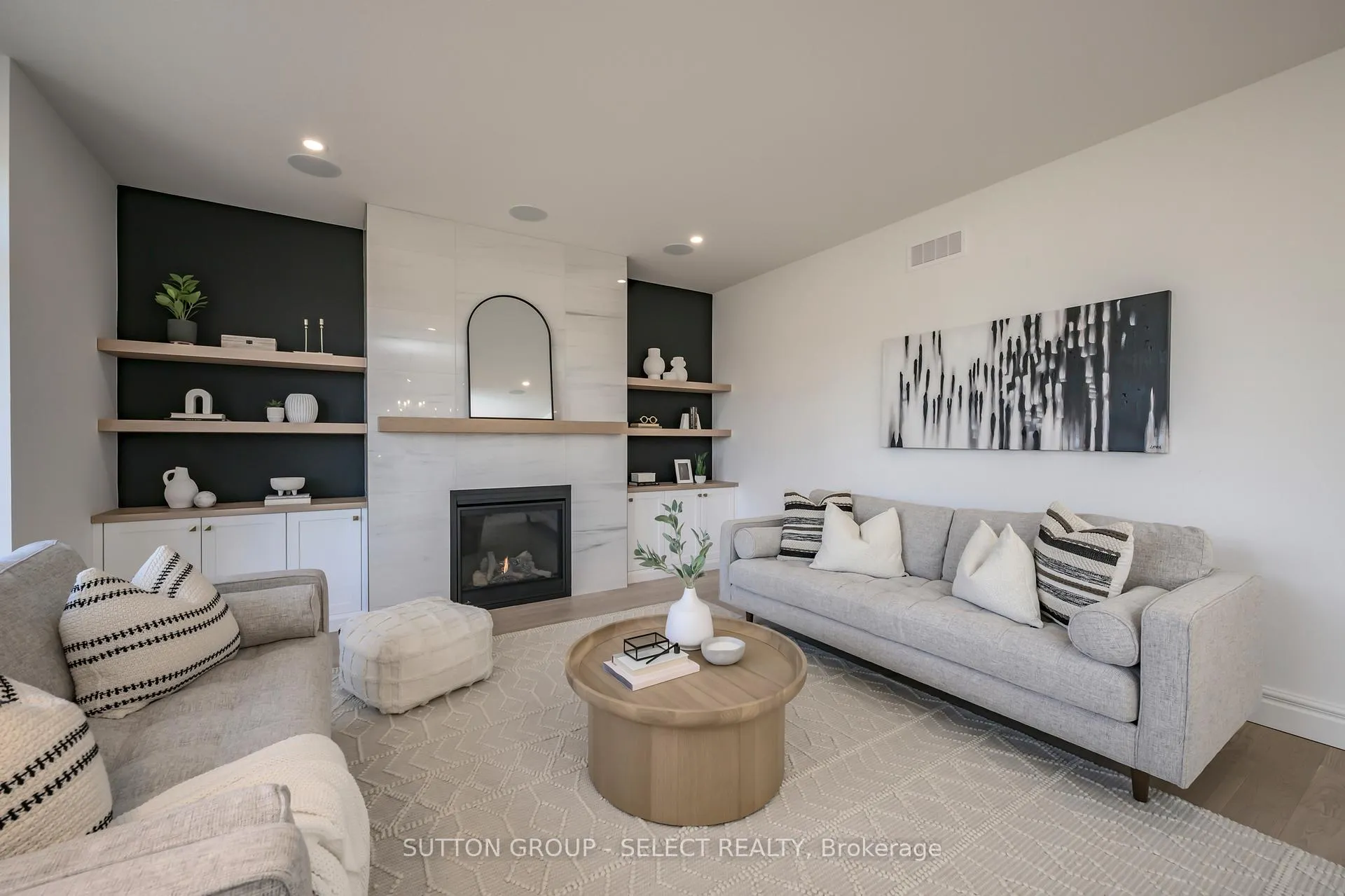 Photo 4 of 210 Harvest Lane, Thames Centre, Dorchester — HOMEH