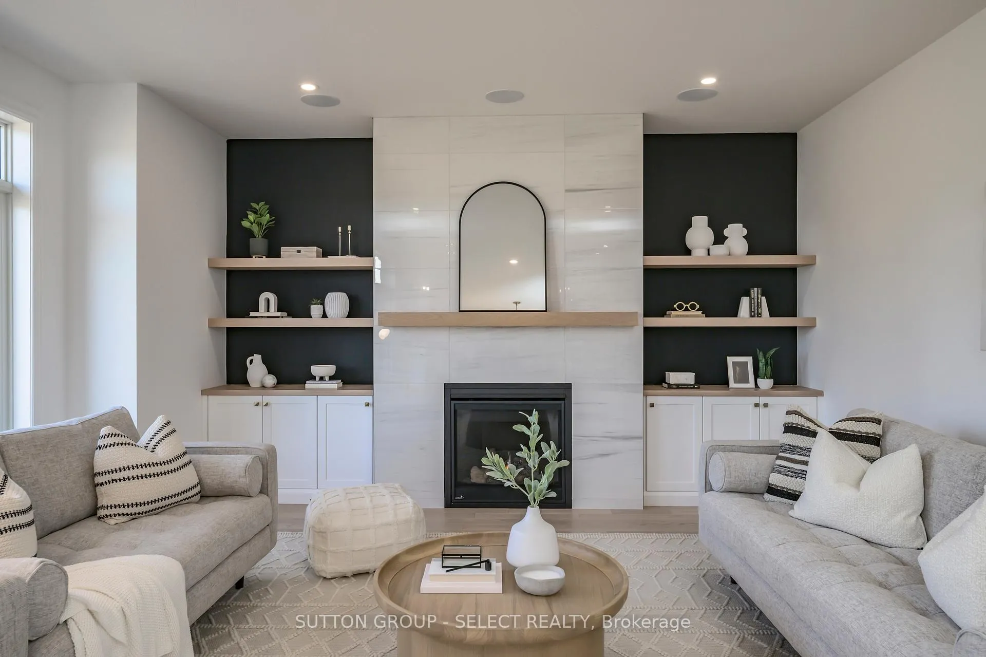 Photo 5 of 210 Harvest Lane, Thames Centre, Dorchester — HOMEH